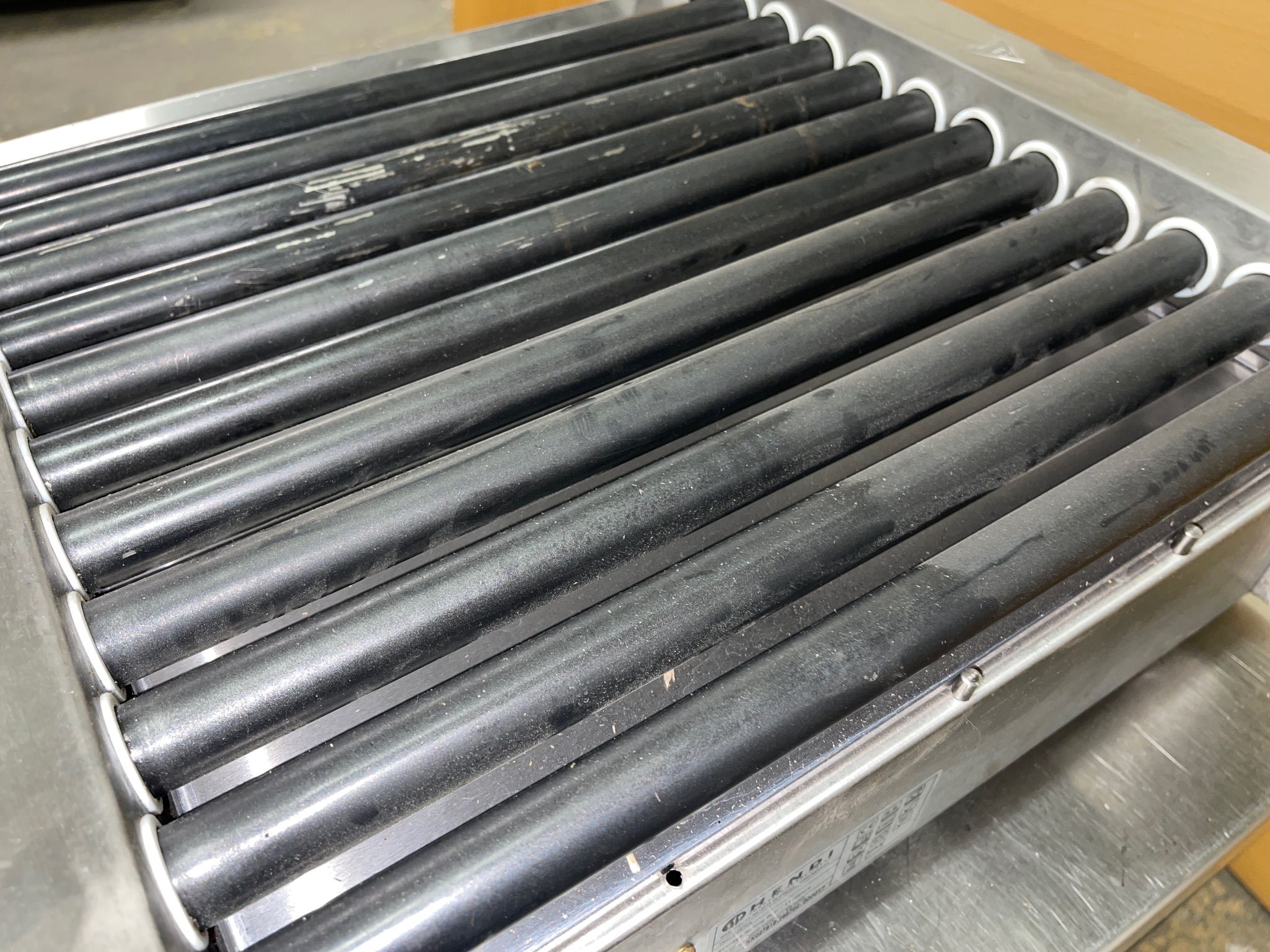SELT / SOLD Sausage Roller grill - 11 roller 3