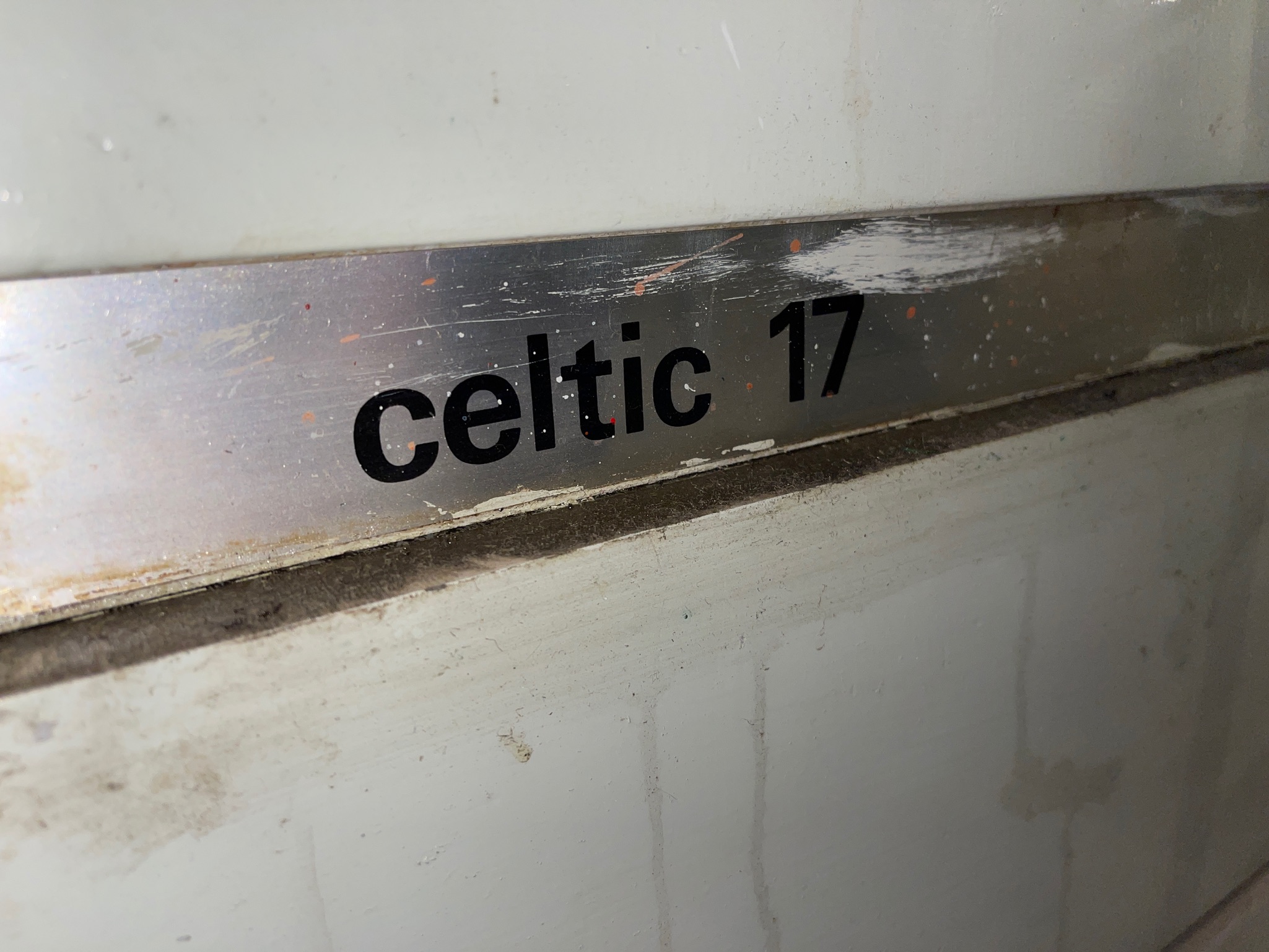 Selt/Endurnýtt-Rennibekkur Mondiale Celtic 17 Mark II 14