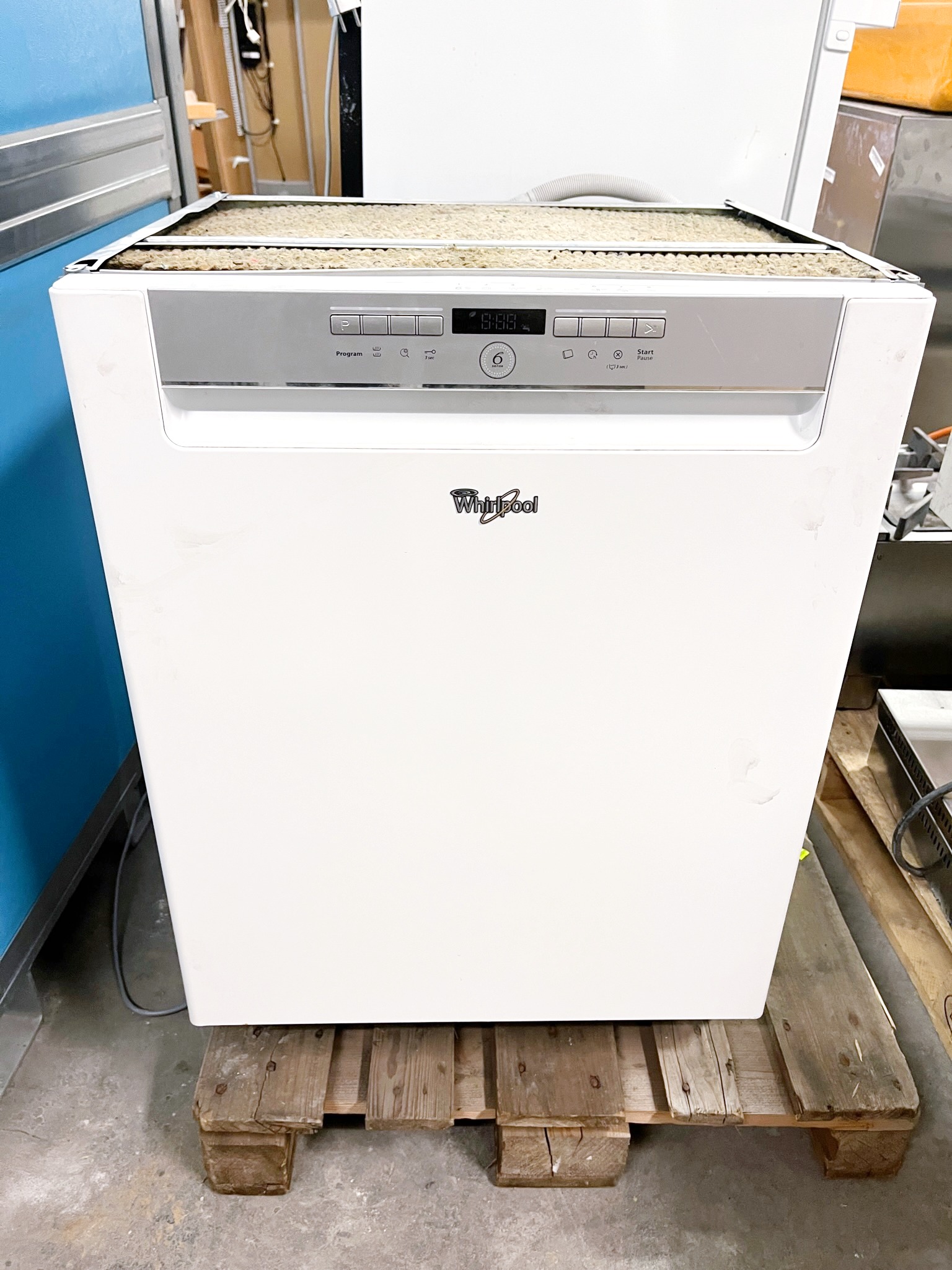 SELT / SOLD Whirlpool uppþvottavél