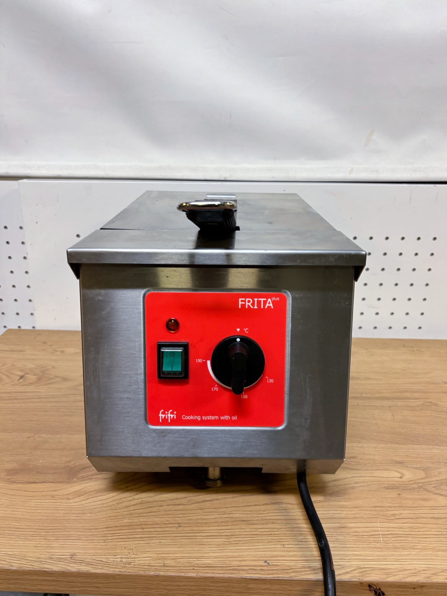 SELT / SOLD Frifri djúpsteikingarpottur frá BVT