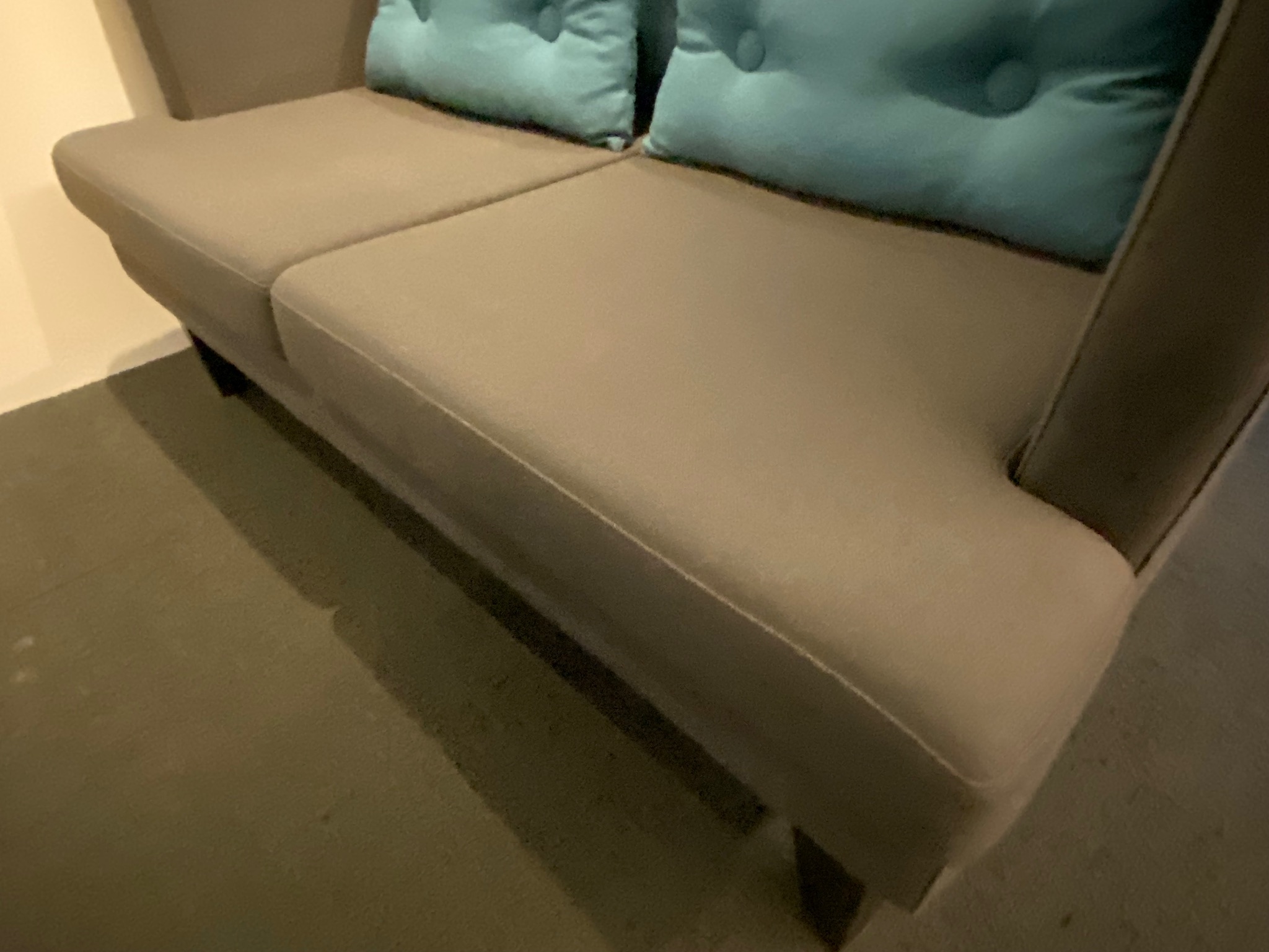 SELT / SOLD Nýlegir EFG næðissófar 7