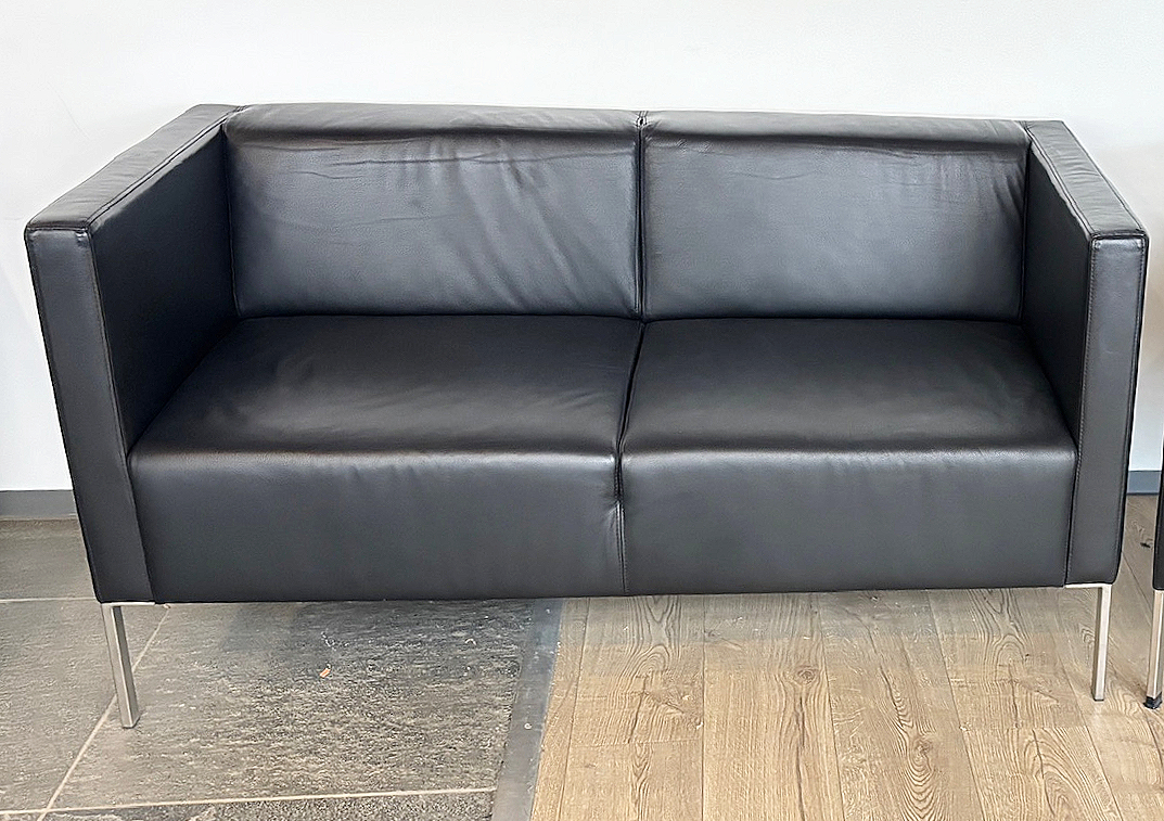 SELT / SOLD ProLogus leðursófi, 2,5ja sæta, B145xD72sm. 2