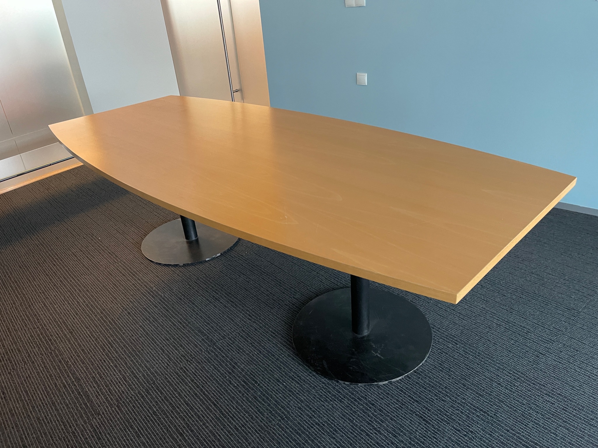 SELT / SOLD Fundarborð - 250 x 110 sm. (6-8 manna) 2