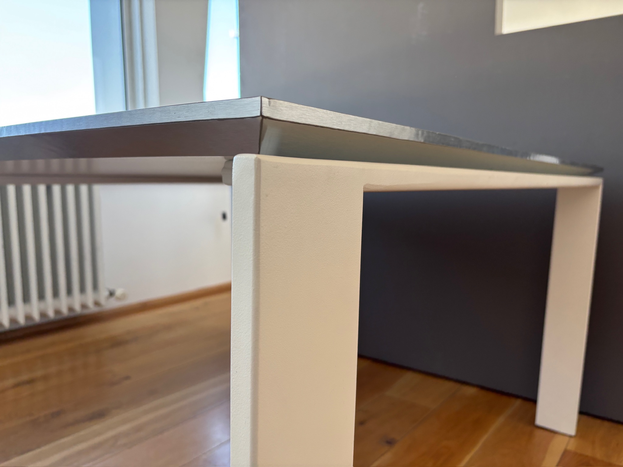 SELT / SOLD Kartell borð, B128xD128xH74sm. 6