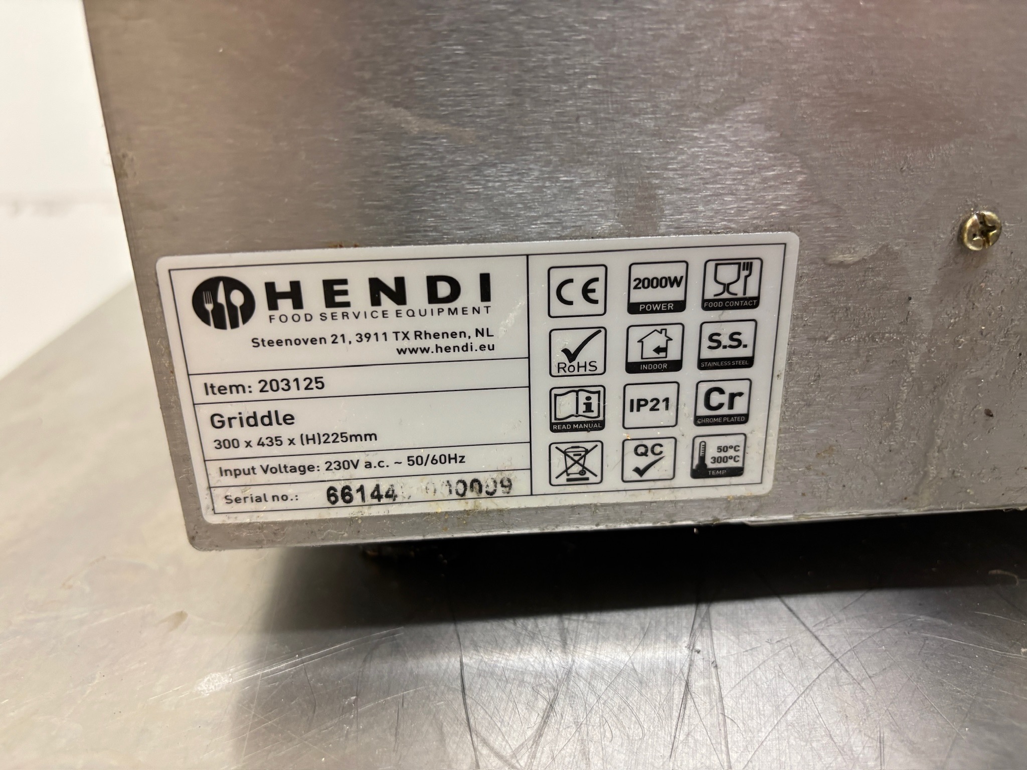 SELT / SOLD Hendi grillpanna, raf D38 x B30 x H25 sm. 7