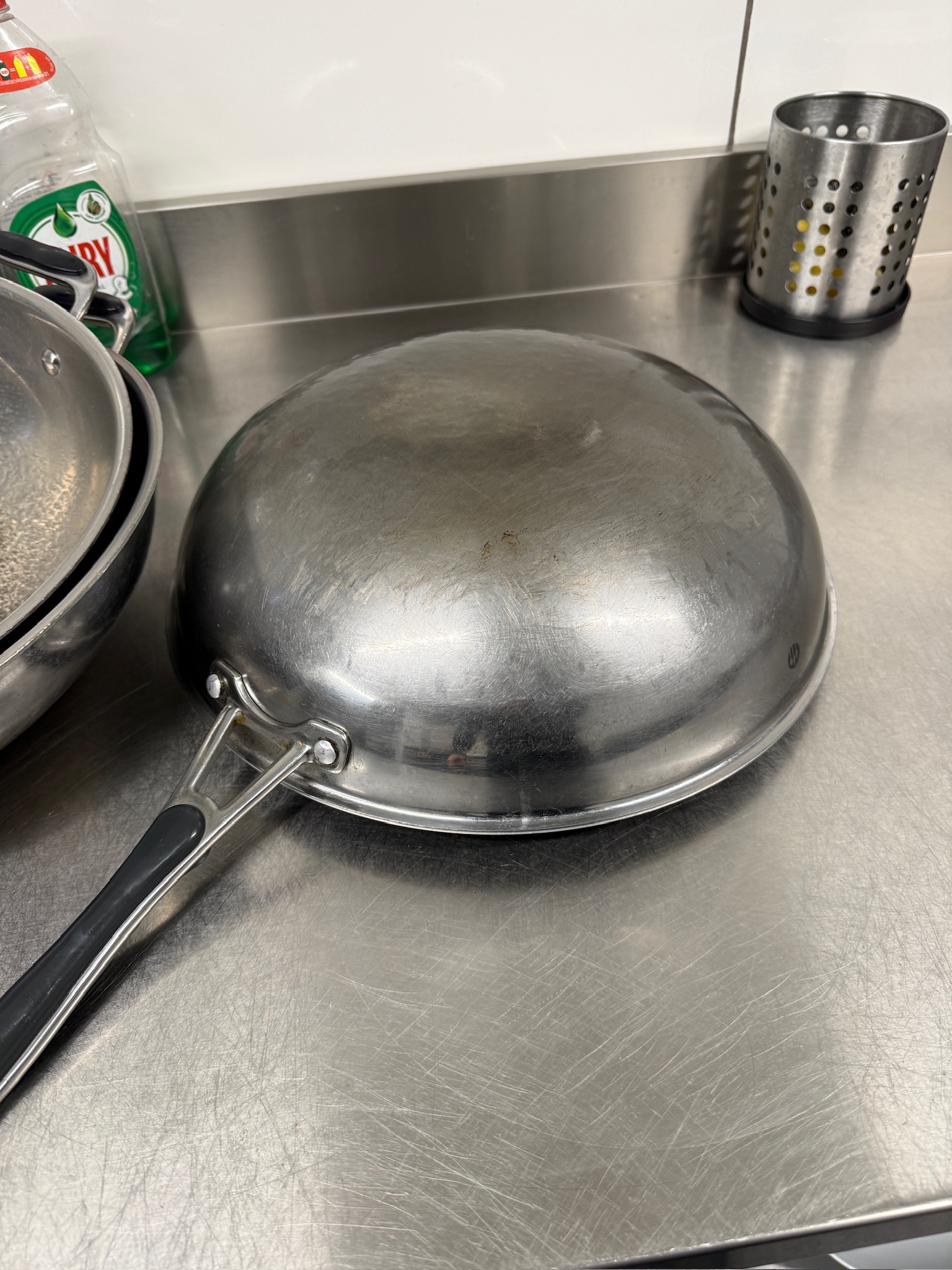 SELT / SOLD Hendi wok panna frá BVT, Ø36sm. 4