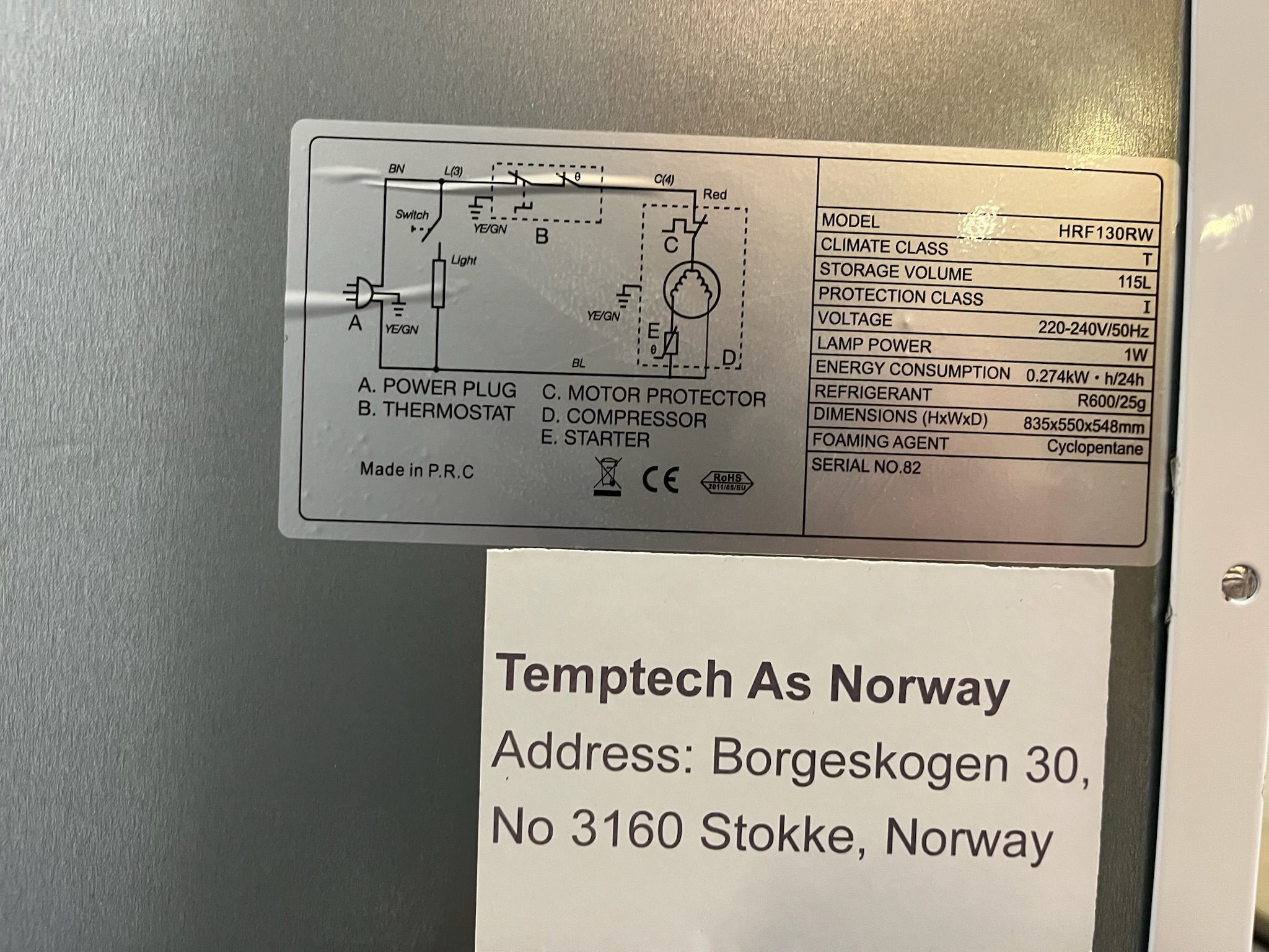 SELT / SOLD Temptech retro ísskápur 8