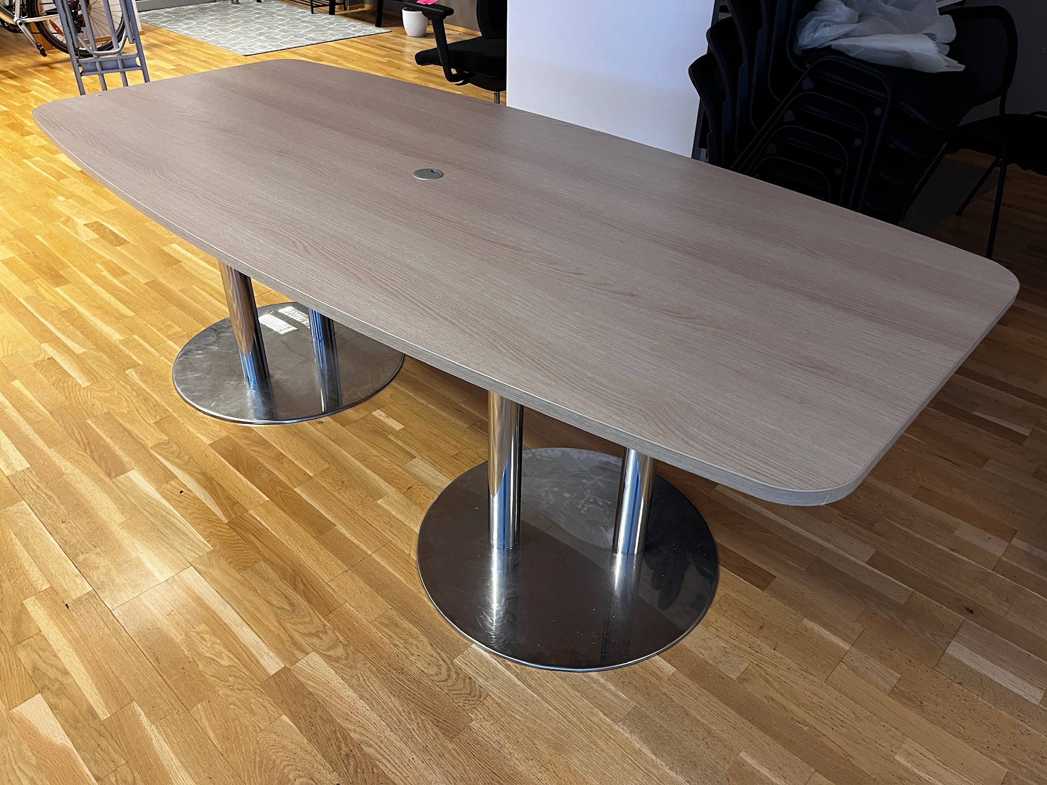 SELT / SOLD Fundarborð, 8 til 10 manna, L220 x B103 sm. 2