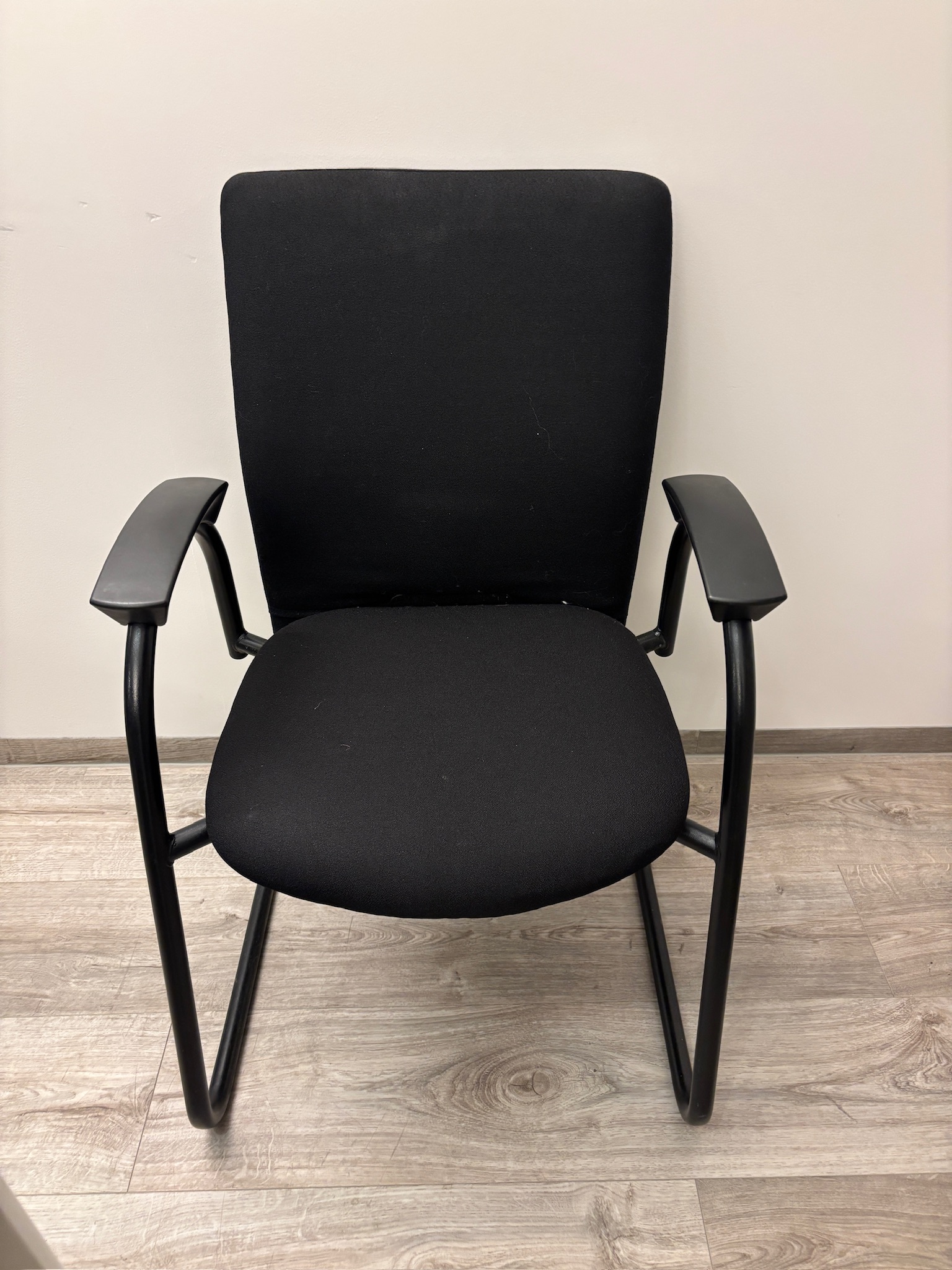SELT / SOLD Interstuhl fundarstólar frá Pennanum 4