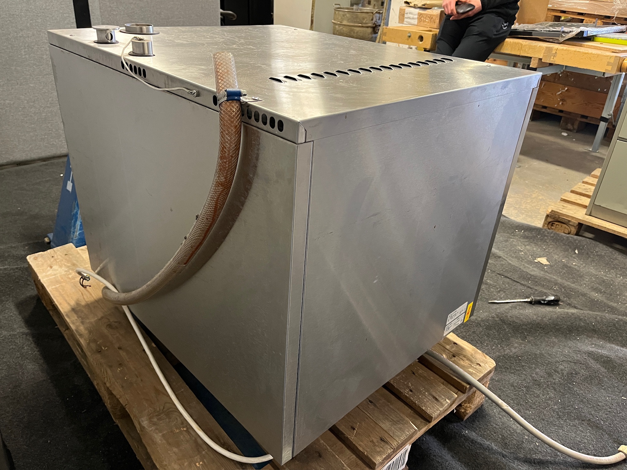 SELT / SOLD Electrolux ofn, 6 skúffur 7