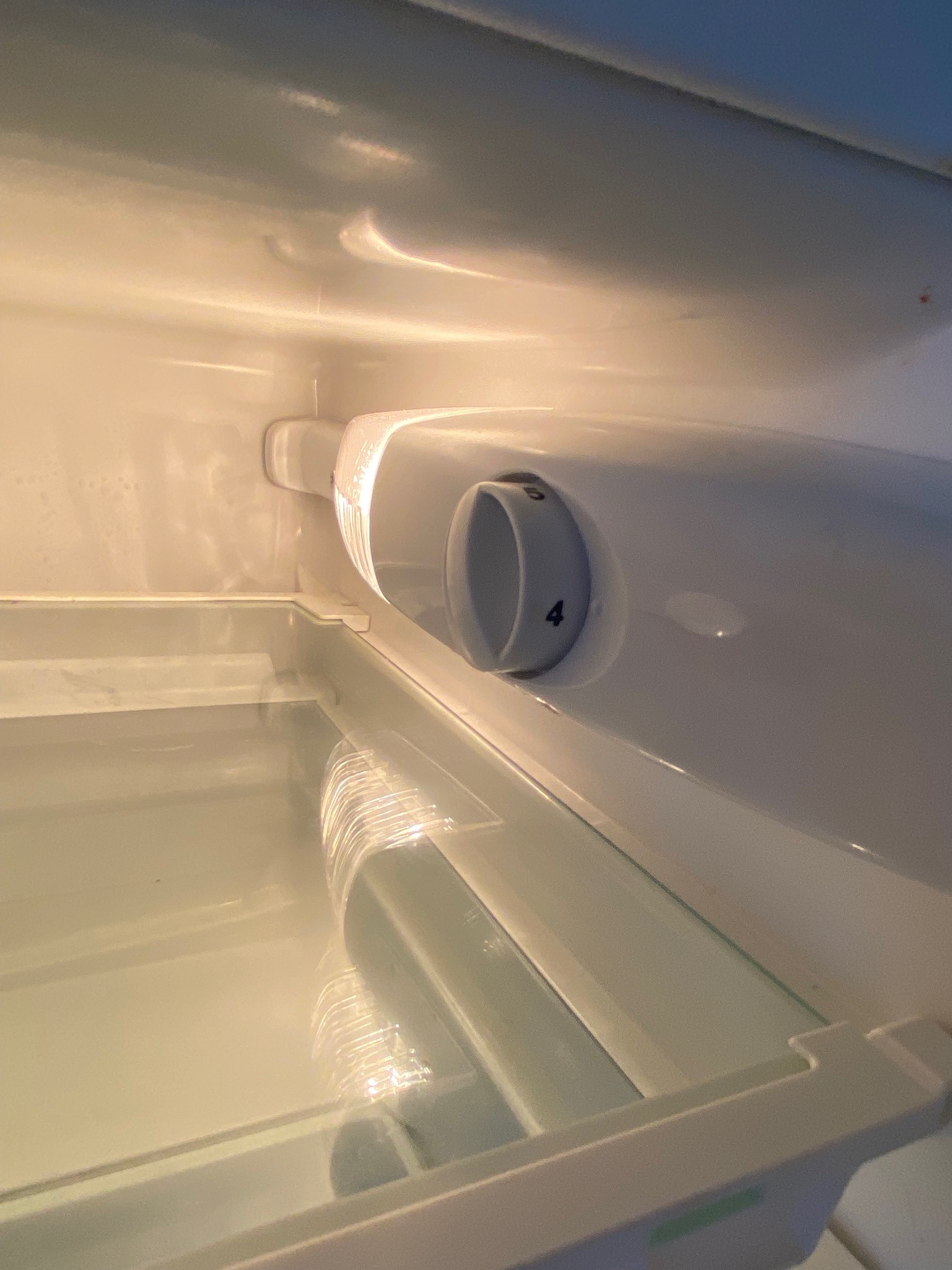 SELT / SOLD - Ísskápur m/frysti frá Electrolux (Spaceplus) 5