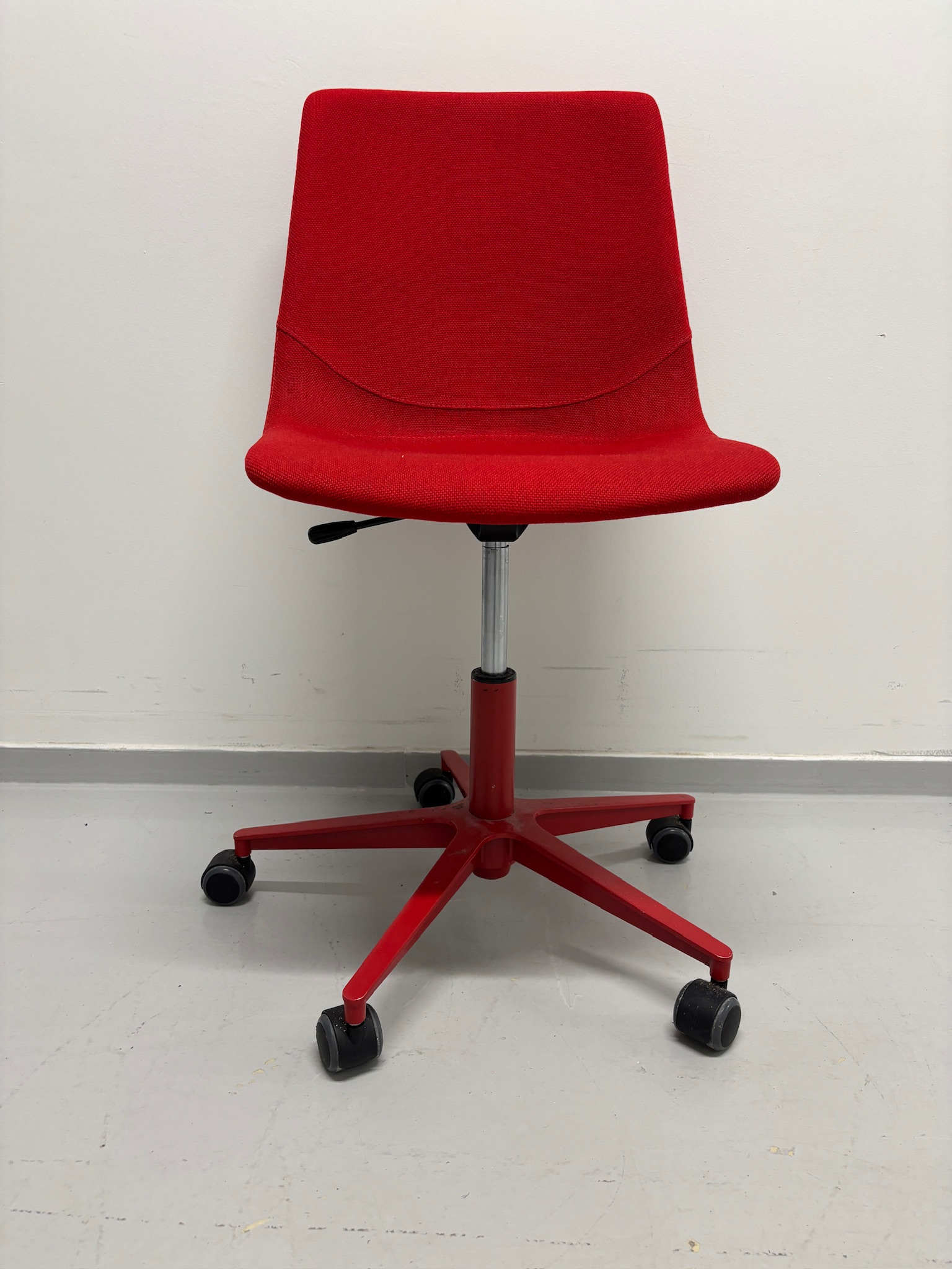 SELT / SOLD Spuni hönnunarstóll frá Á. Guðmundsson 2