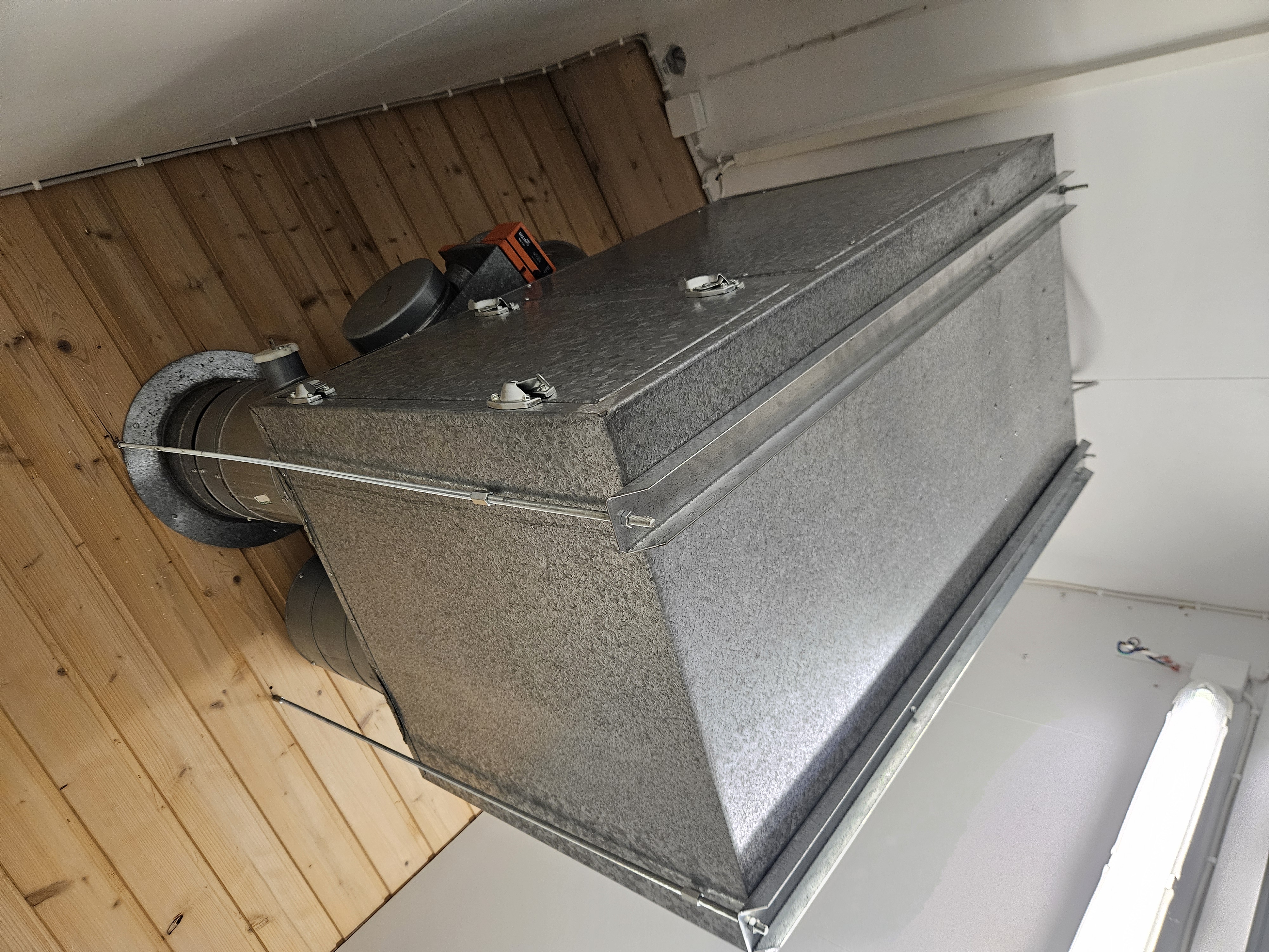 SELT / SOLD Loftræstikerfi 1 2