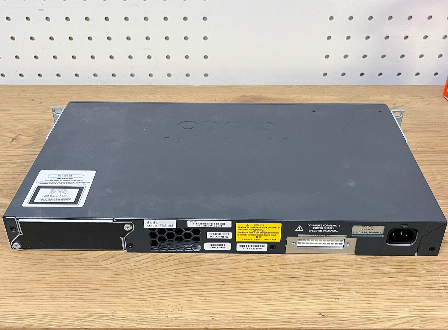Cisco Catalyst 2960-X Sviss, 24xGigE/2x10G SFP+/LAN Base 2