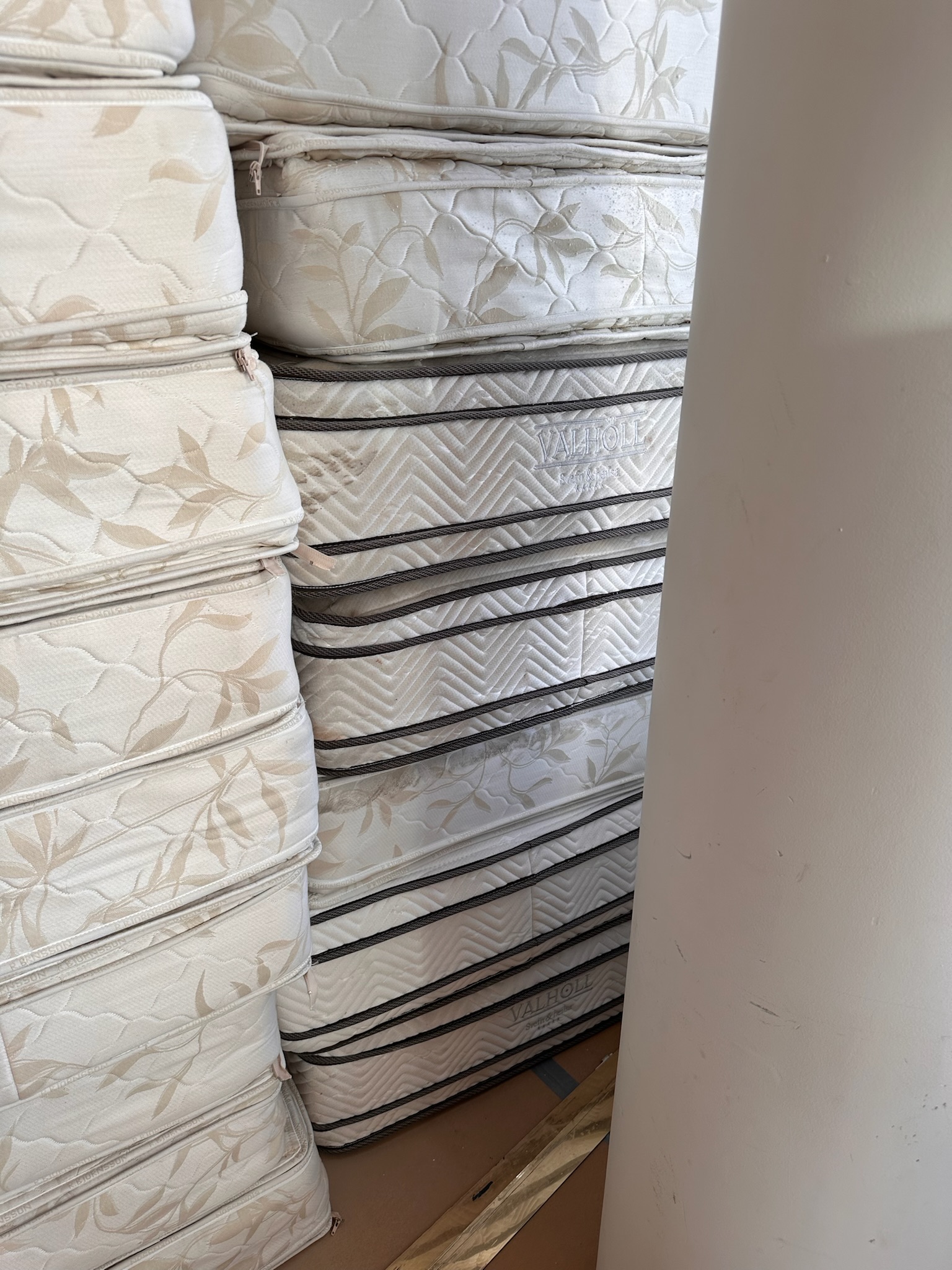 SELT / SOLD Valhöll heilsurúm frá Svefn og heilsu 4