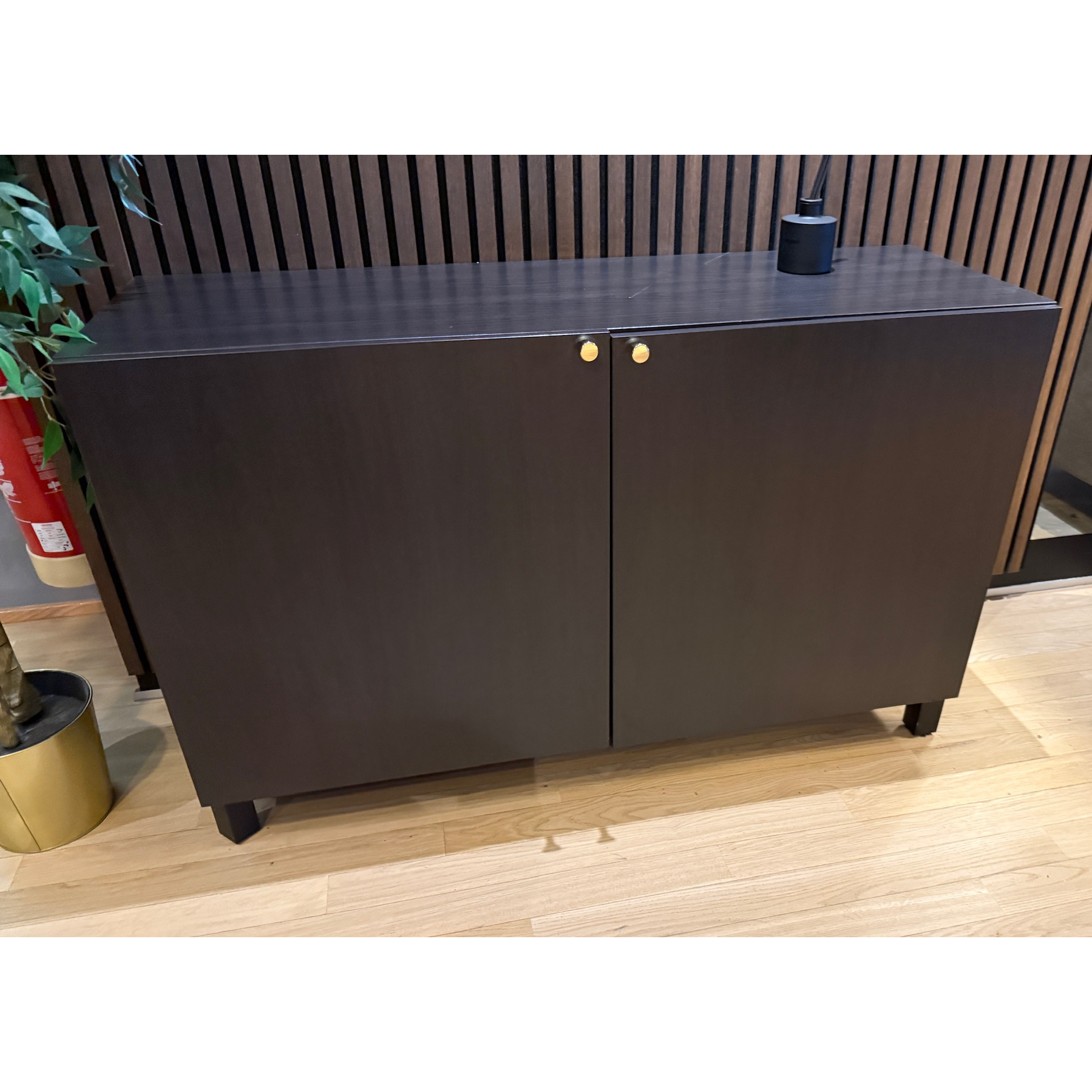 SELT / SOLD IKEA skenkur, B120xD41 sm.