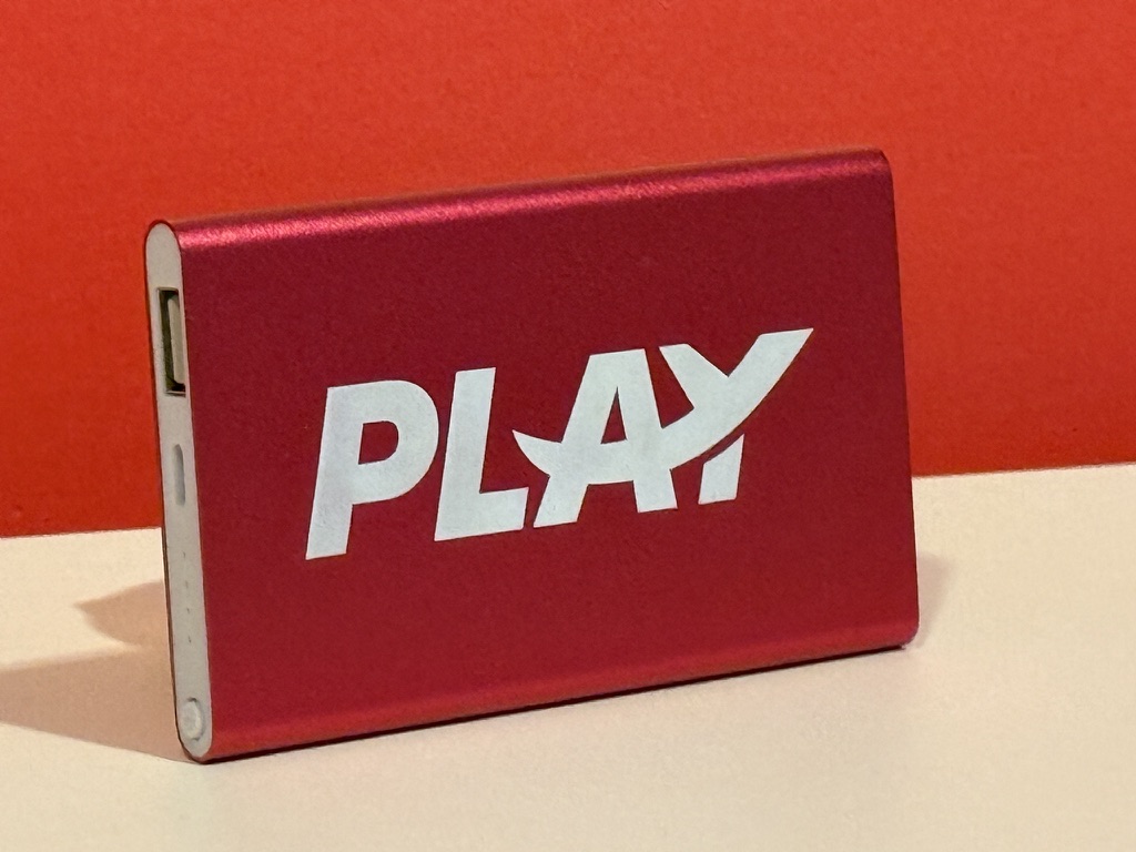 SELT / SOLD PLAY hleðslubanki – 4000 mAh, 10
