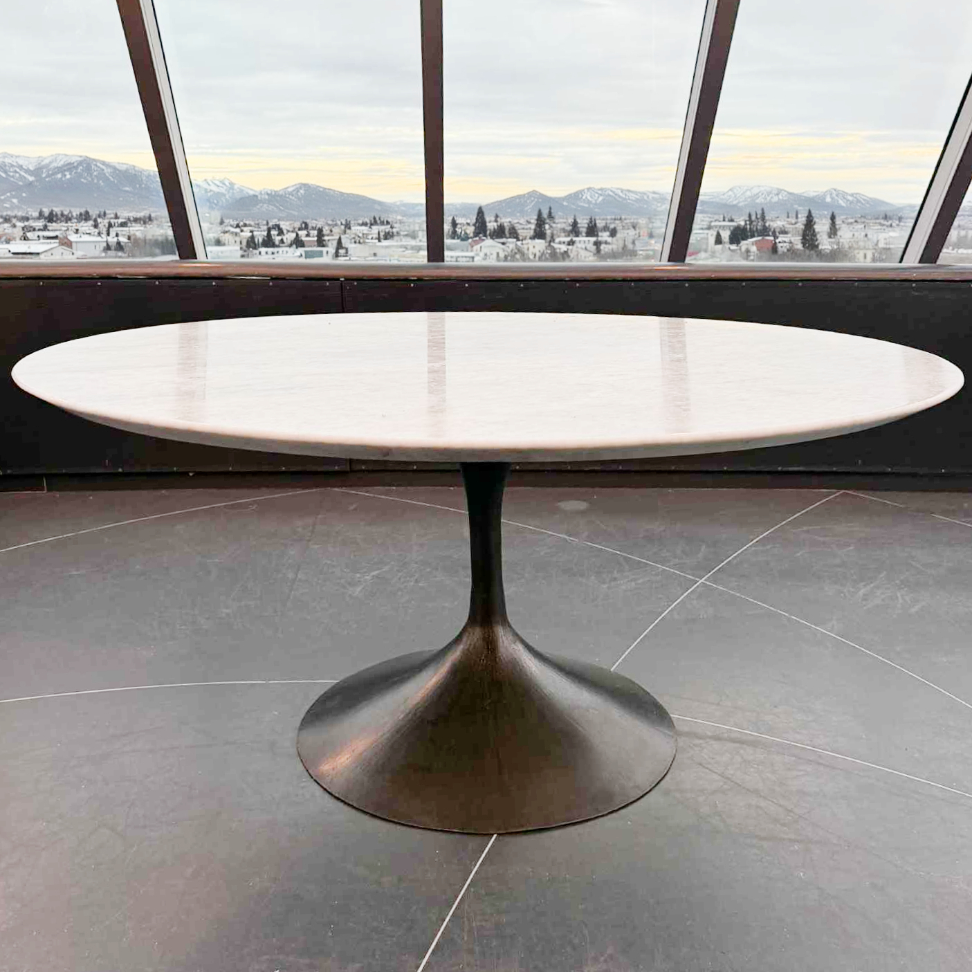 SELT / SOLD Restoration Hardware marmaraborð, Ø152sm.