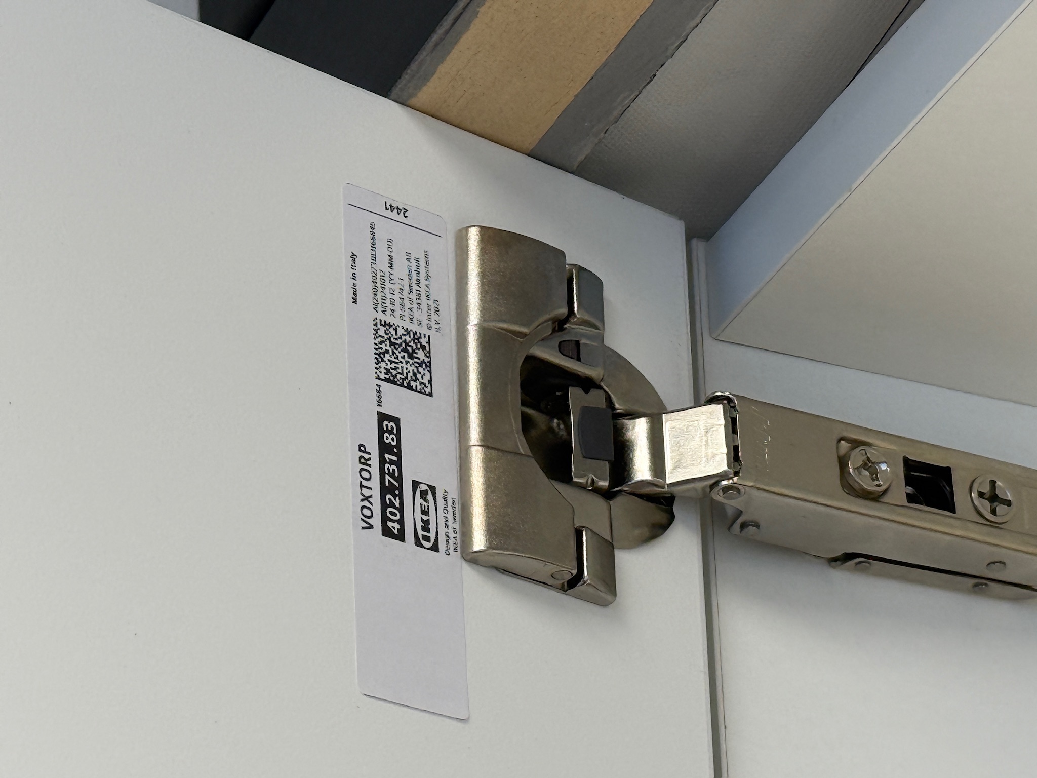 SELT / SOLD IKEA innrétting með Logik kæliskáp, H236xB121sm. 11