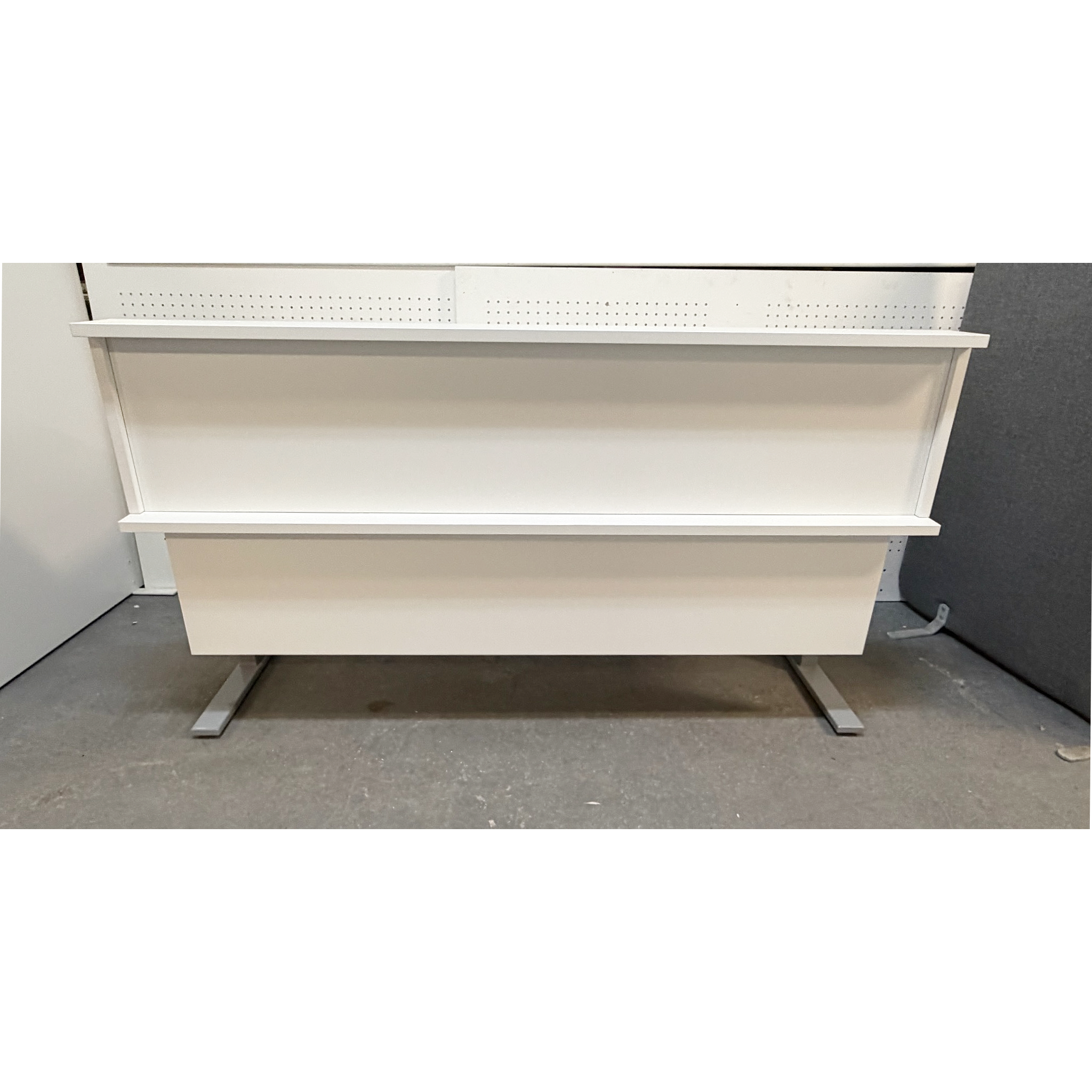 SELT / SOLD NowyStyl rafmagnsmóttökuborð frá Hirzlunni, B180xD80sm. 2