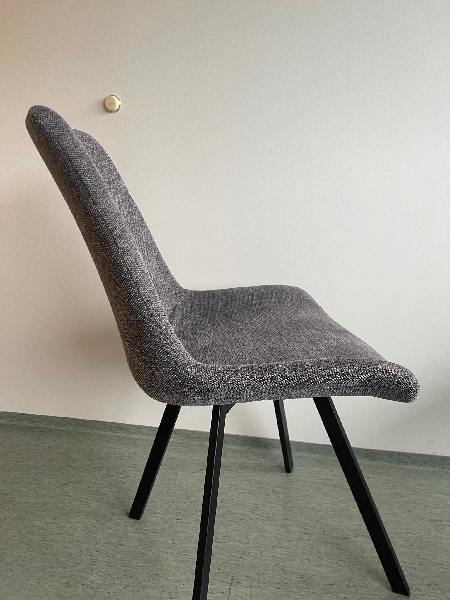 SELT / SOLD JYSK HYGUM borðstofustóll með snúningi grár/svartur - (4 stk) 3