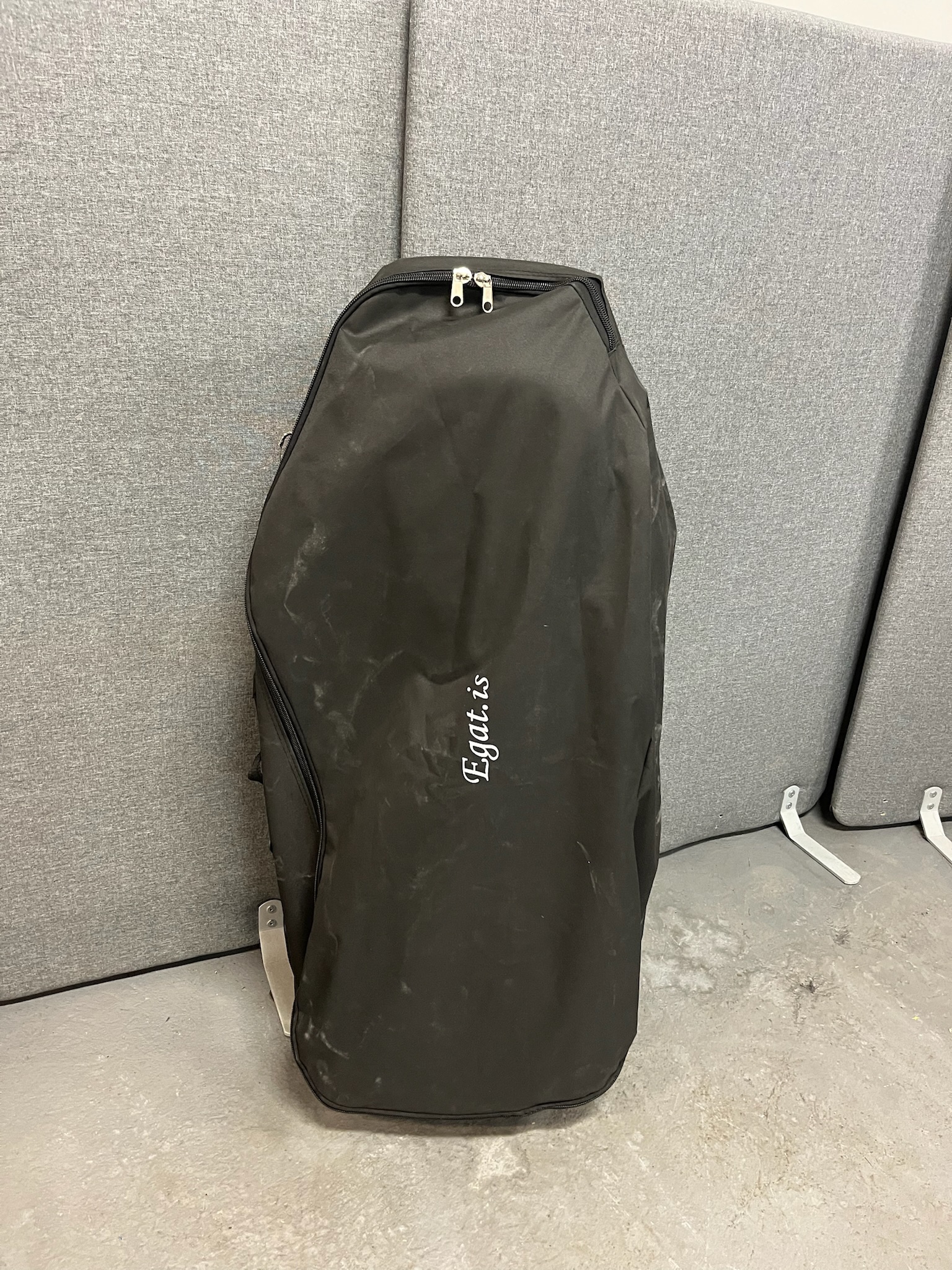 SELT / SOLD Egat Luxe ferðanuddstóll 5