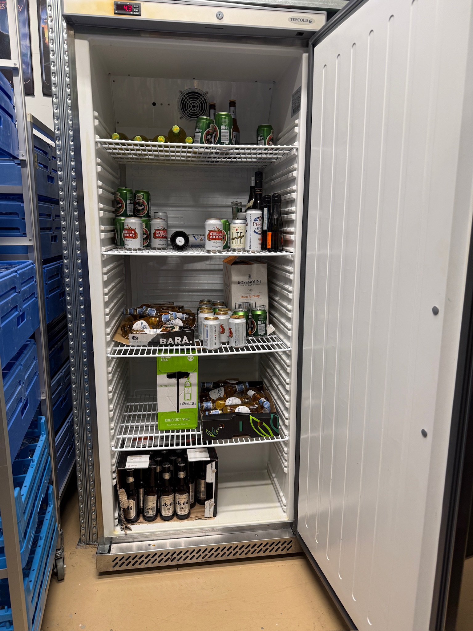 SELT / SOLD Tefcold kæliskápur frá Kælitækni, H190sm. 2
