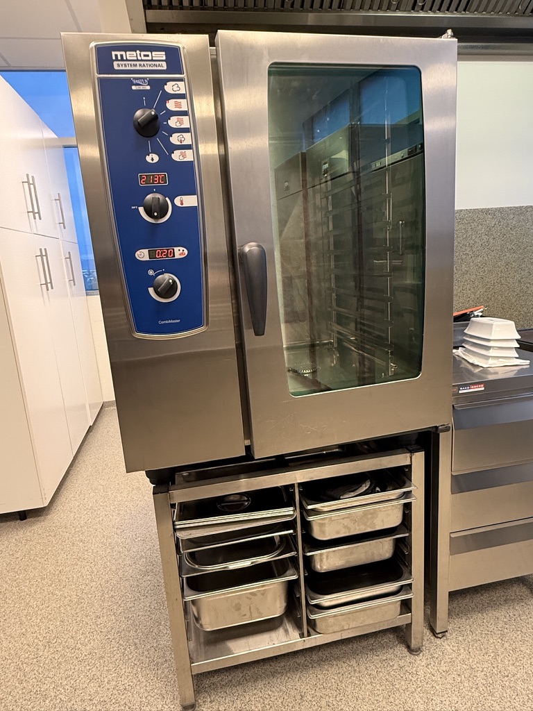SELT / SOLD Metos System Rational MCM 101, 10 bakka blástursofn 3