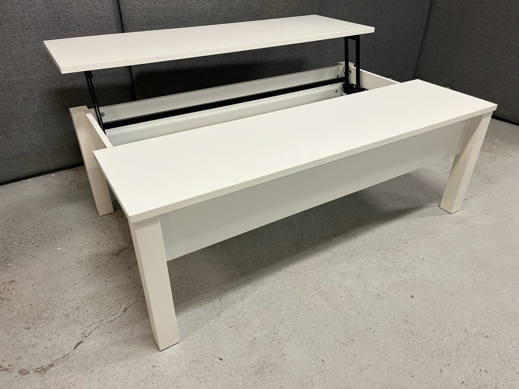 SELT / SOLD IKEA sófaborð, stillanlegt, B115 x D70 sm. 3