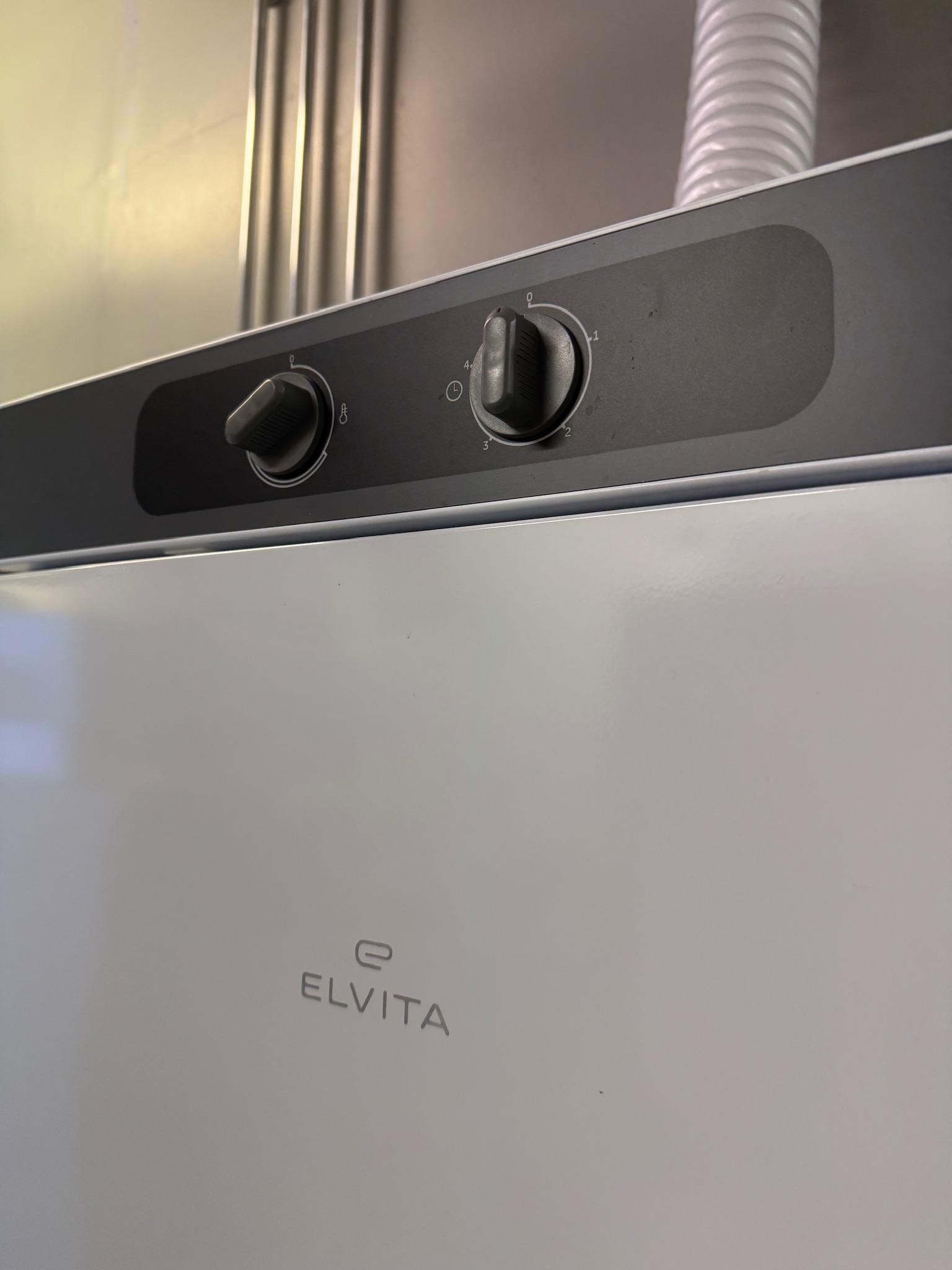 SELT / SOLD Elvita þurrkskápur, H190sm. 5