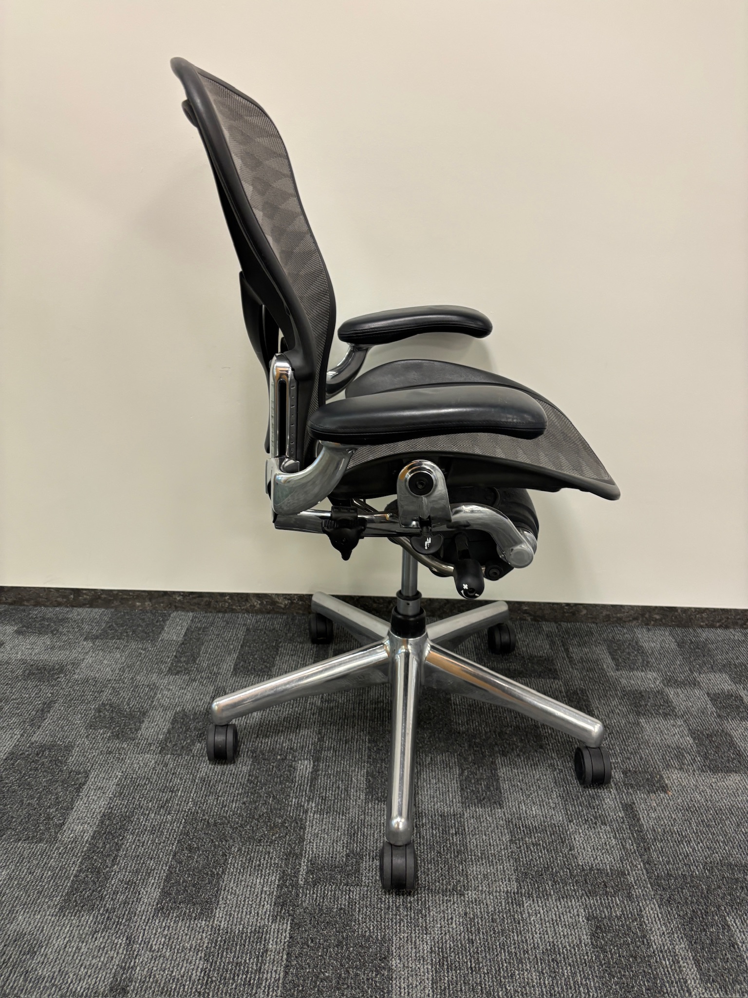 SELT / SOLD Herman Miller Aeron, B stærð 3