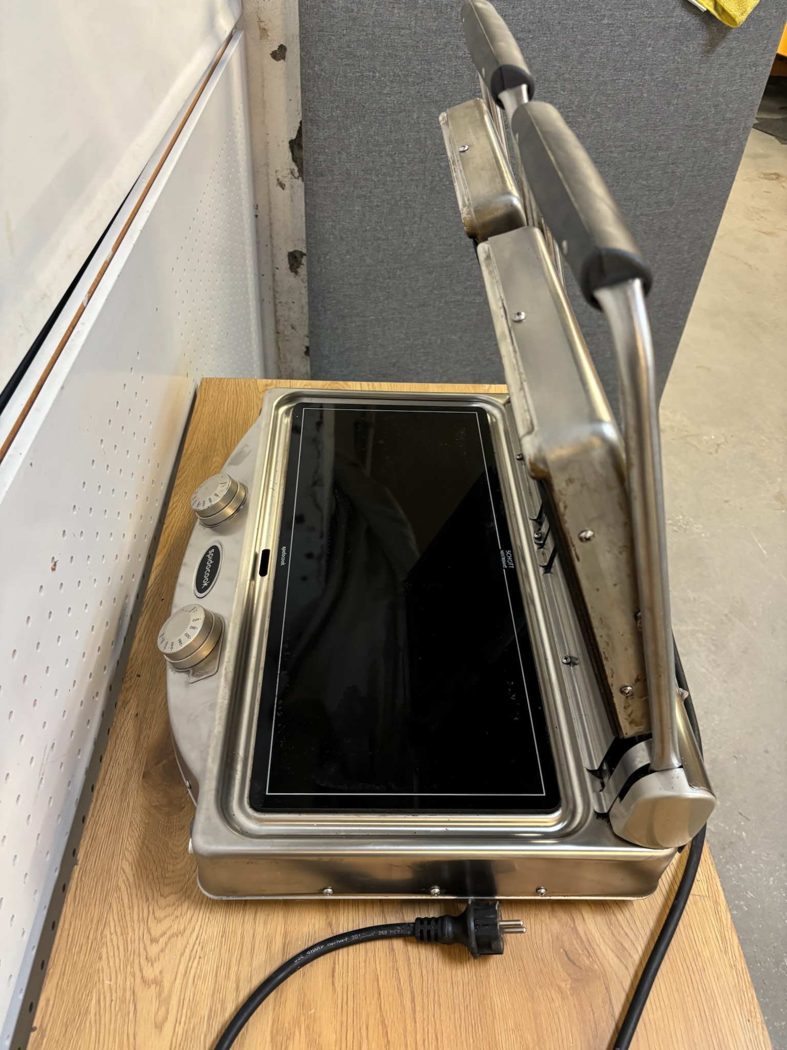 SELT / SOLD Spidocook tvöfalt samlokugrill 4
