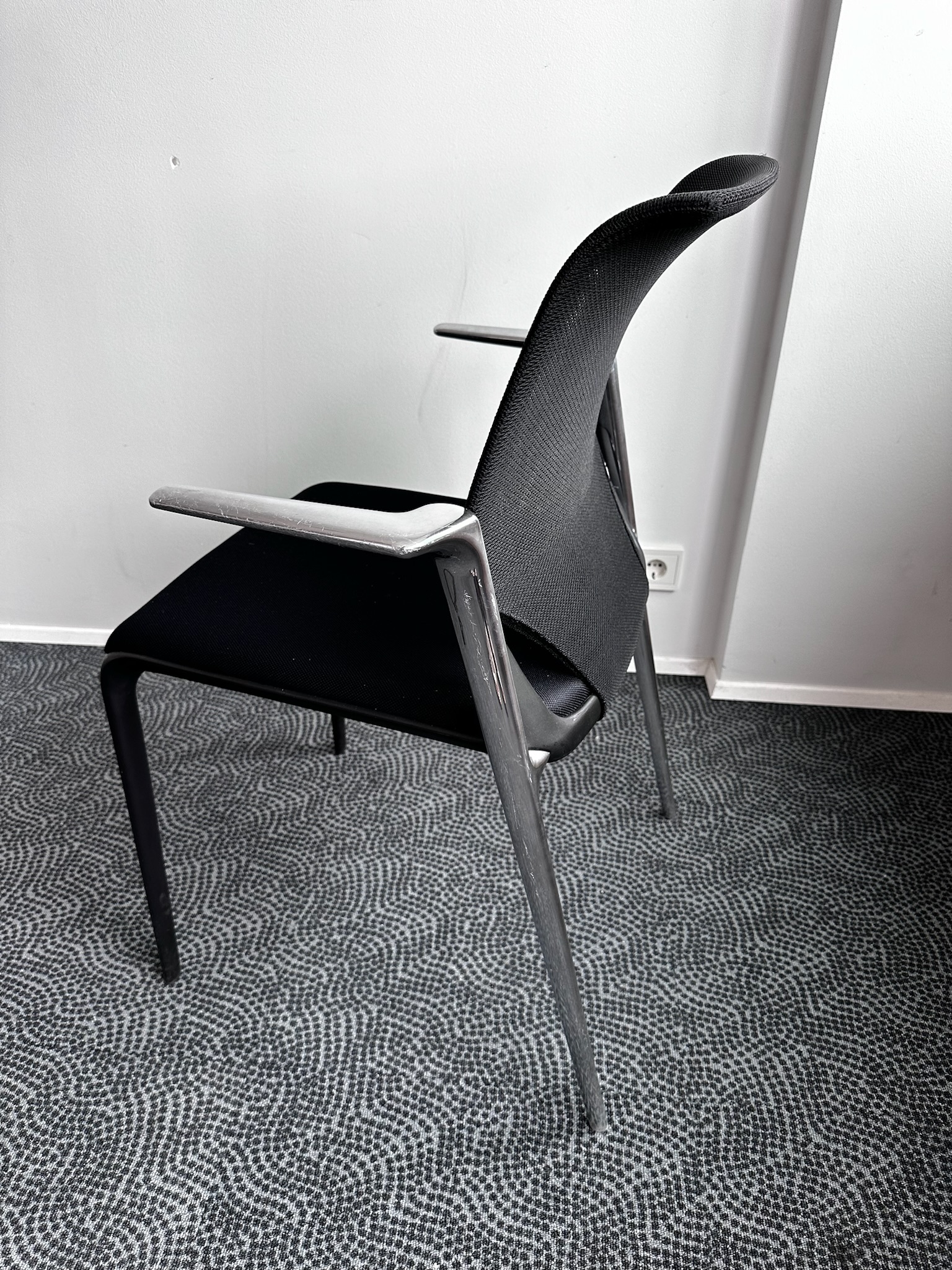 SELT / SOLD Vitra M15 fundarstólar frá Pennanum, staflanlegir 4