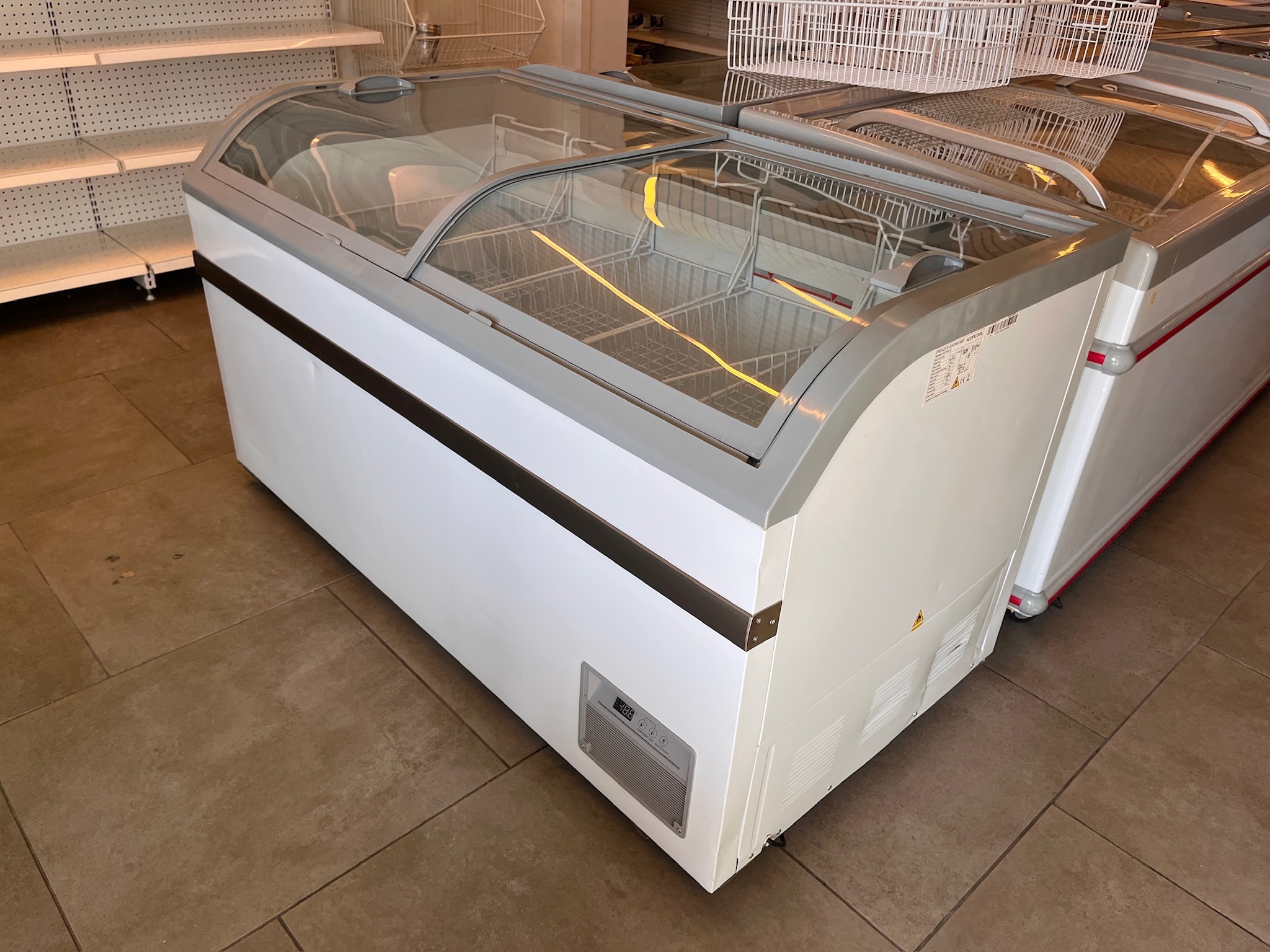 SELT / SOLD Scancool 500 lítra Frysti- og kælikista XS 602 E (2022) 6