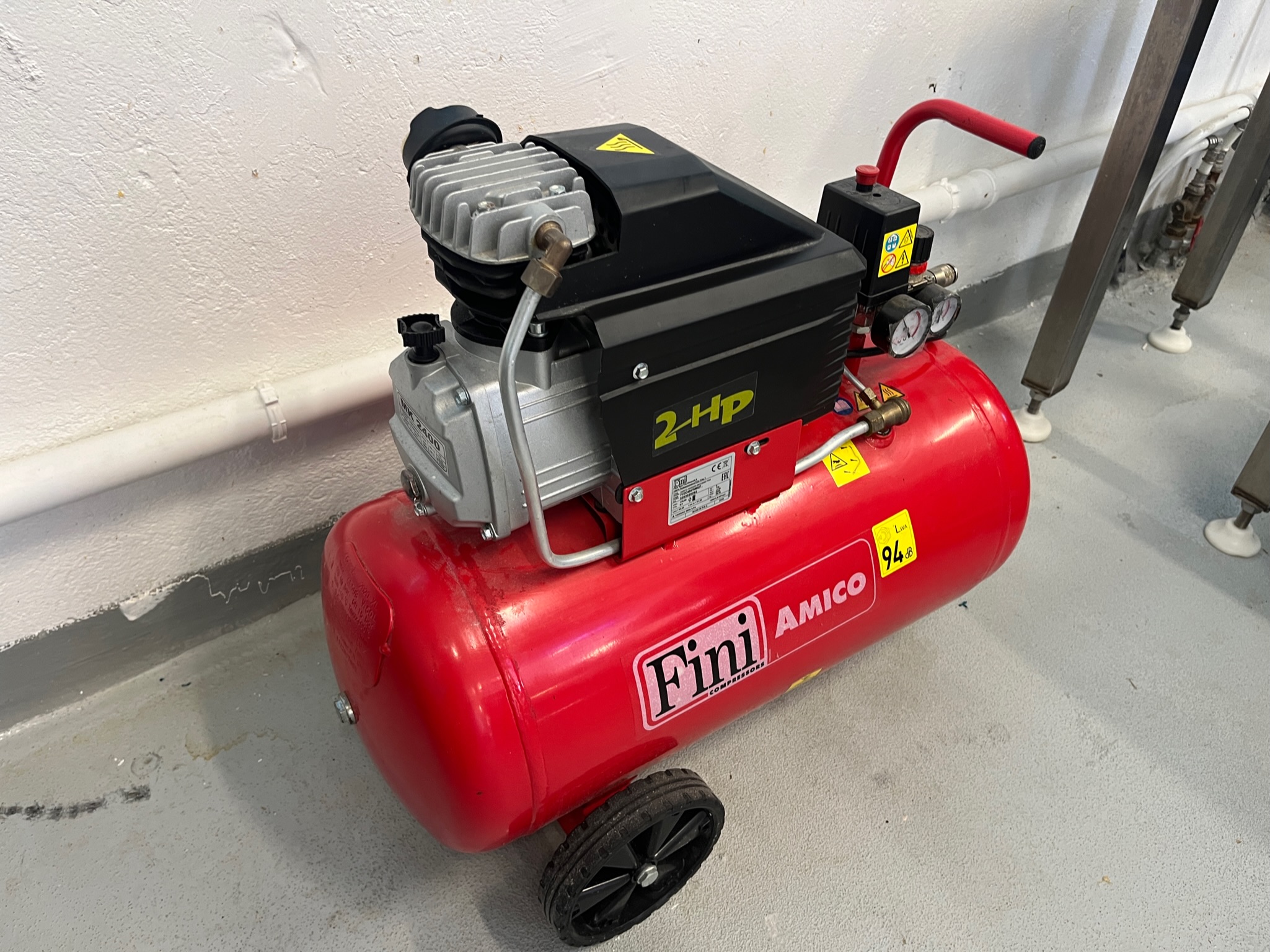 SELT / SOLD - Fini Amico loftpressa 2