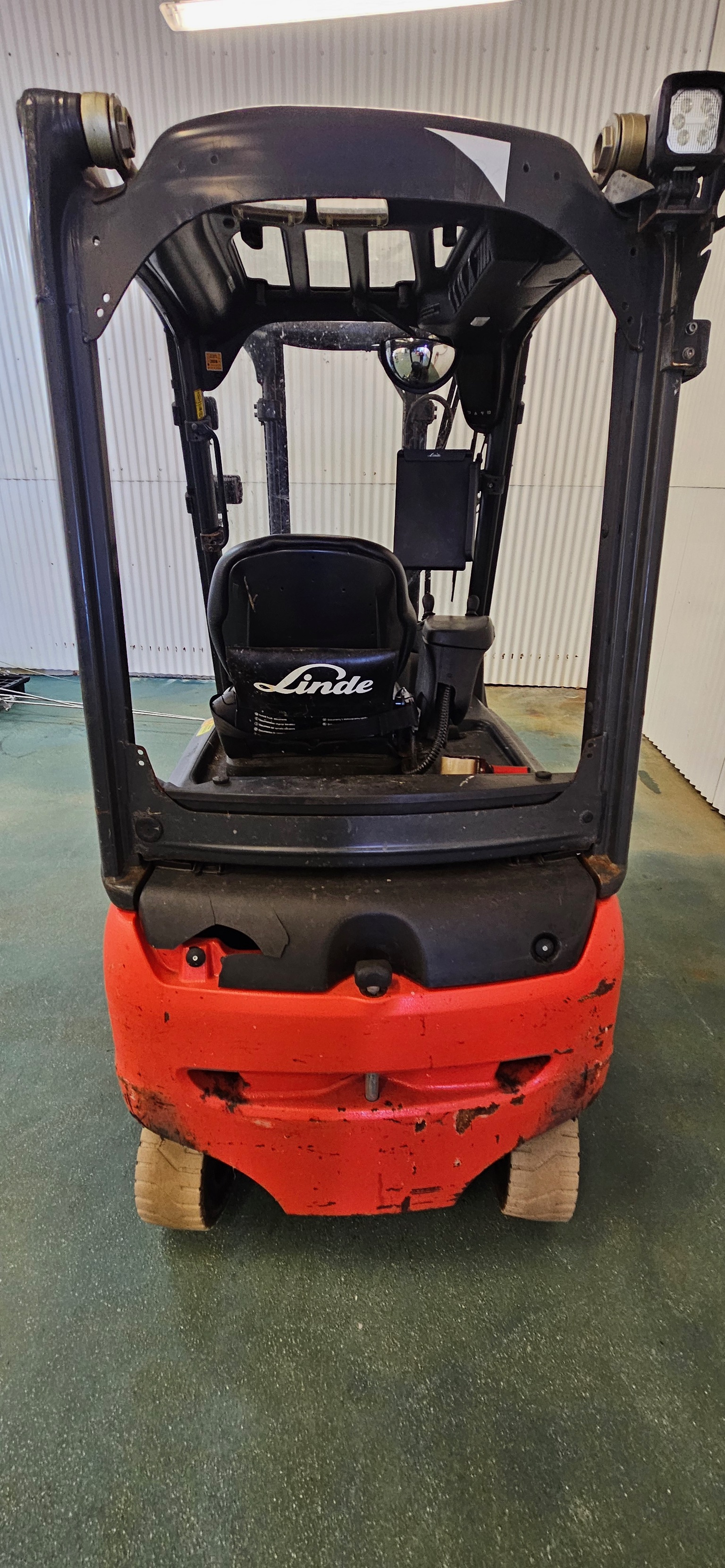 SELT / SOLD Linde E18PH-02 lyftari, 1334 tímar (2020) 5