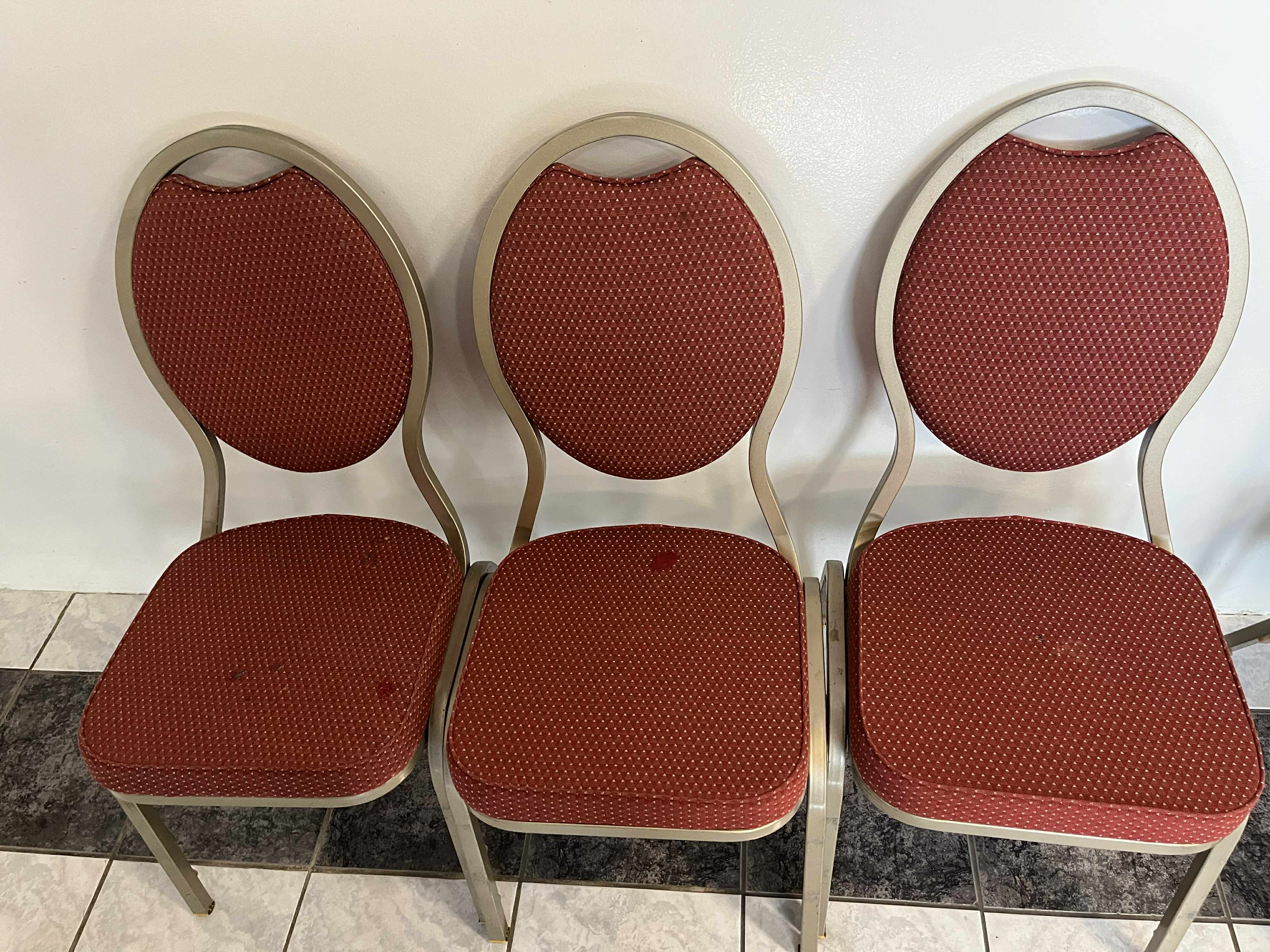 SELT / SOLD Stack Chair veislustólar, staflanlegir 9