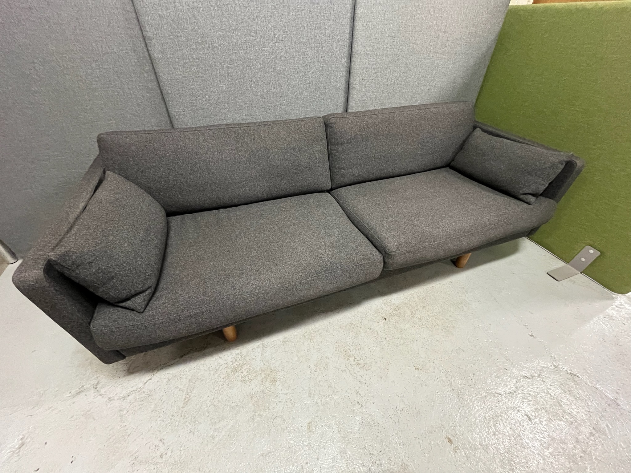 SELT / SOLD Erik Jørgensen EJ 220 hönnunarsófi, B212 x D85 sm. 2