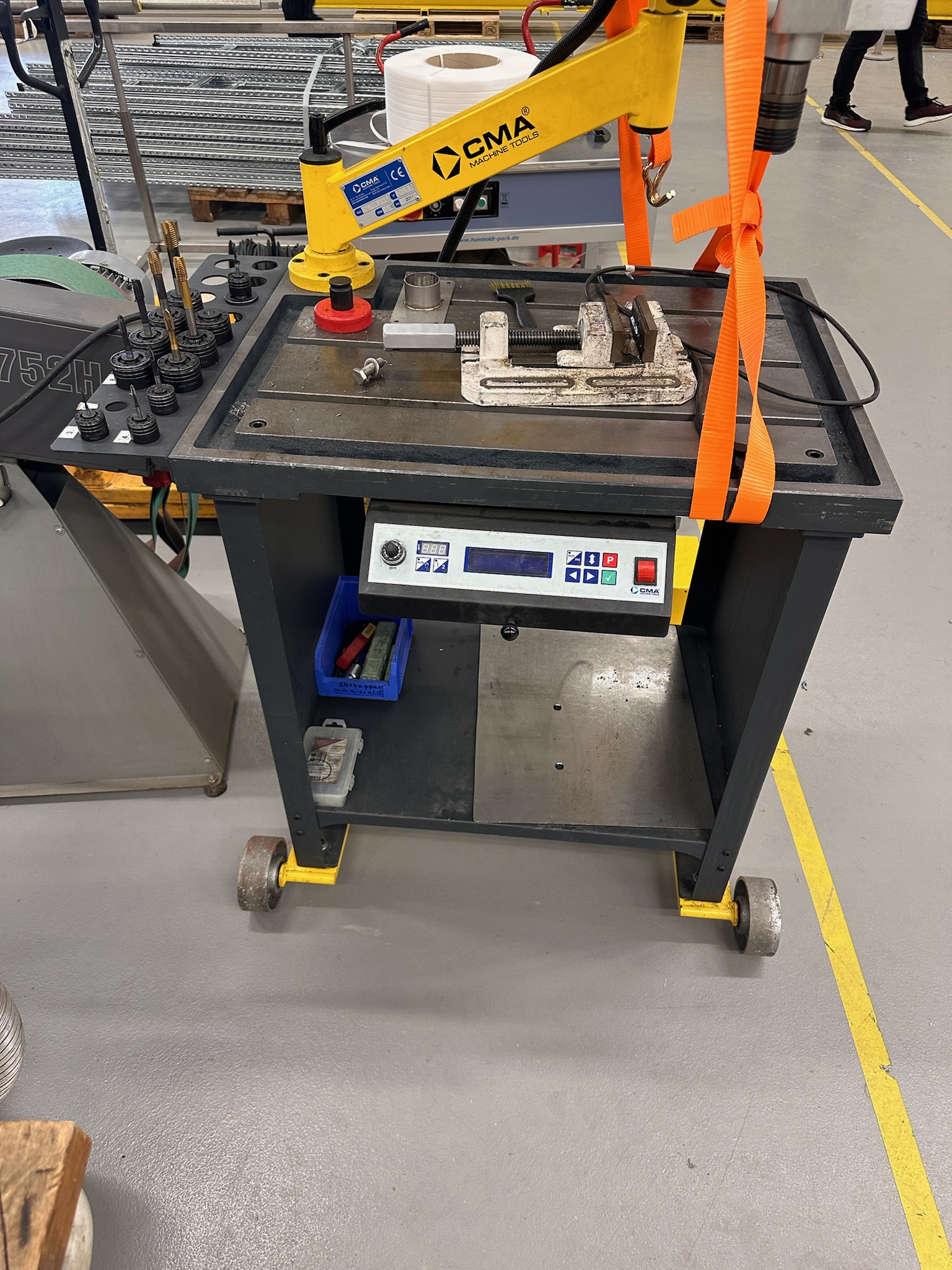 SELT / SOLD - CMA Machine Tools Rerm 24 c tapping vél- snikkvél 6