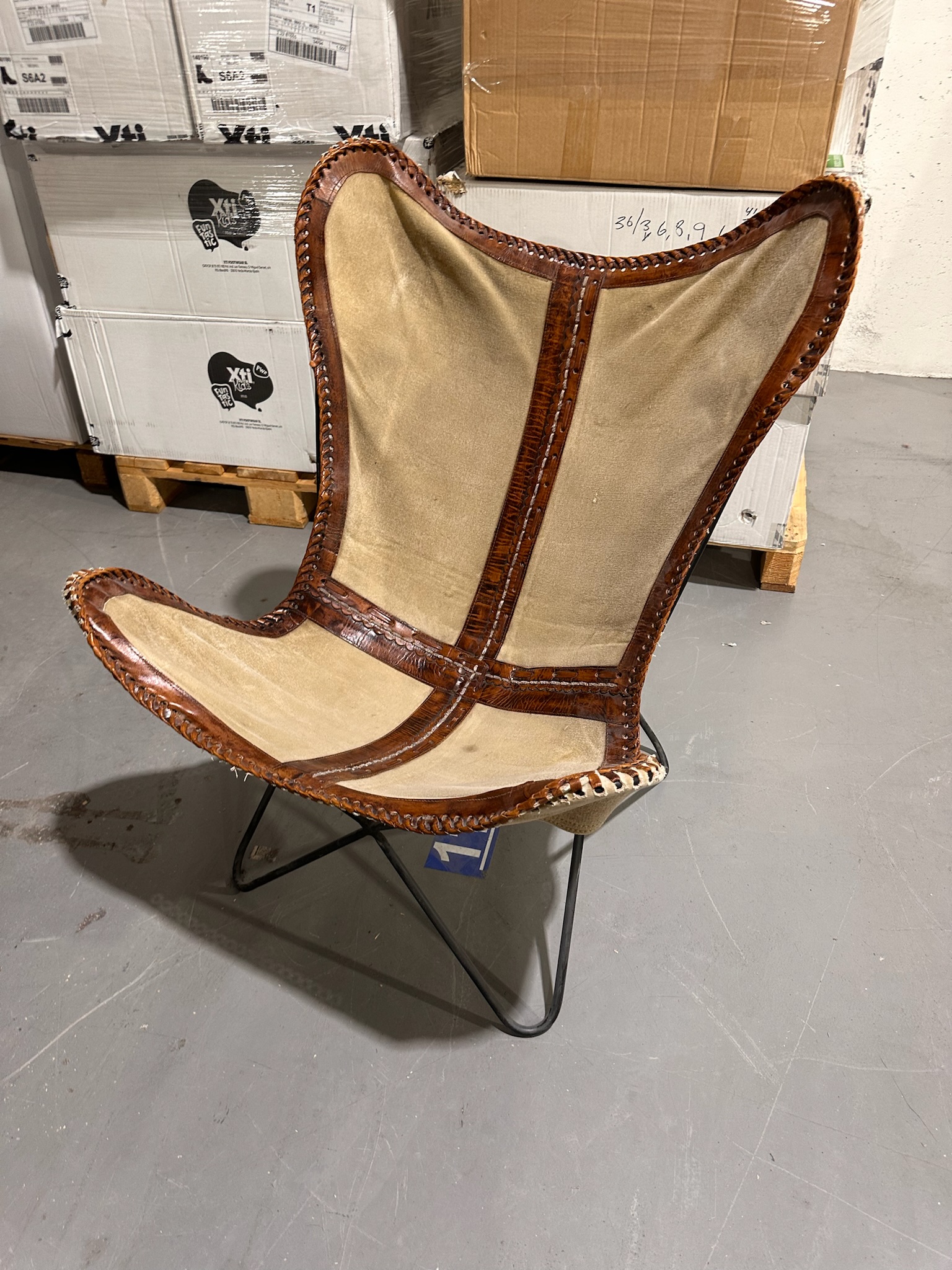 SELT / SOLD Kersten stóll 2