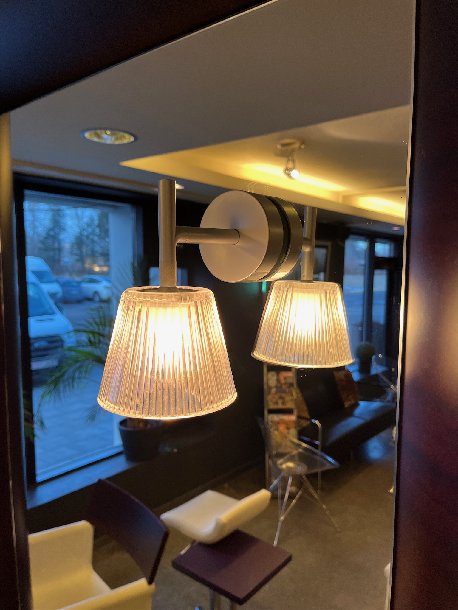 SELT / SOLD - Spegill með innbyggðu ljósi, H212;x B93;x D11 sm. 3