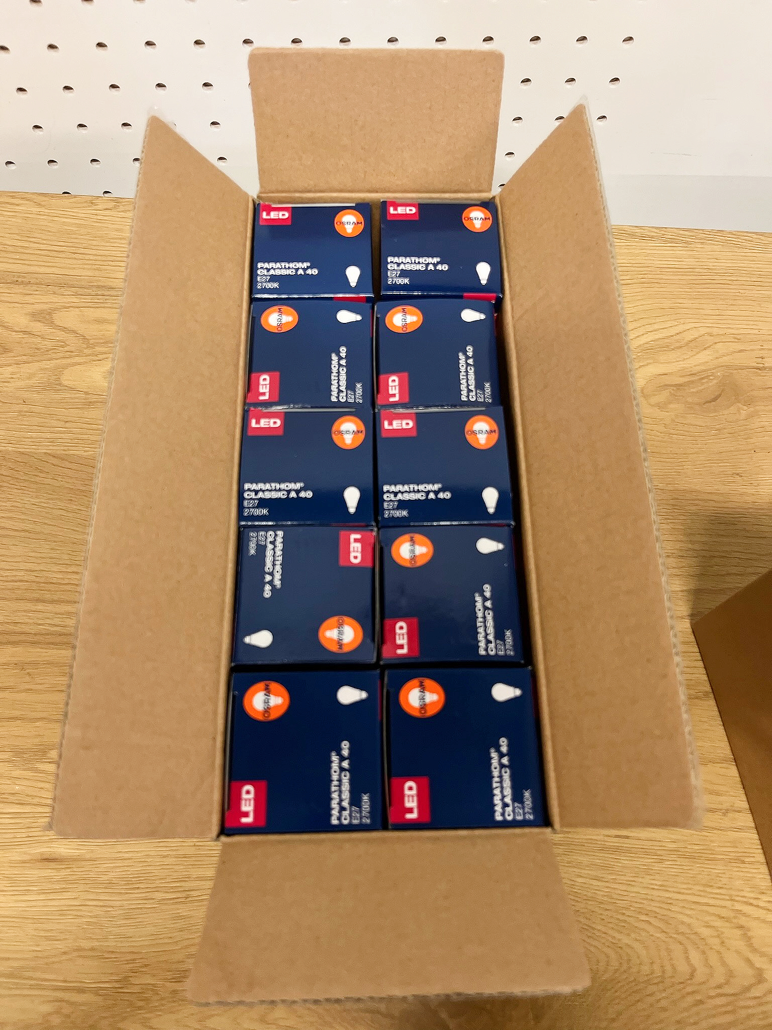 Osram Parathom Classic 40w LED perum, (14).