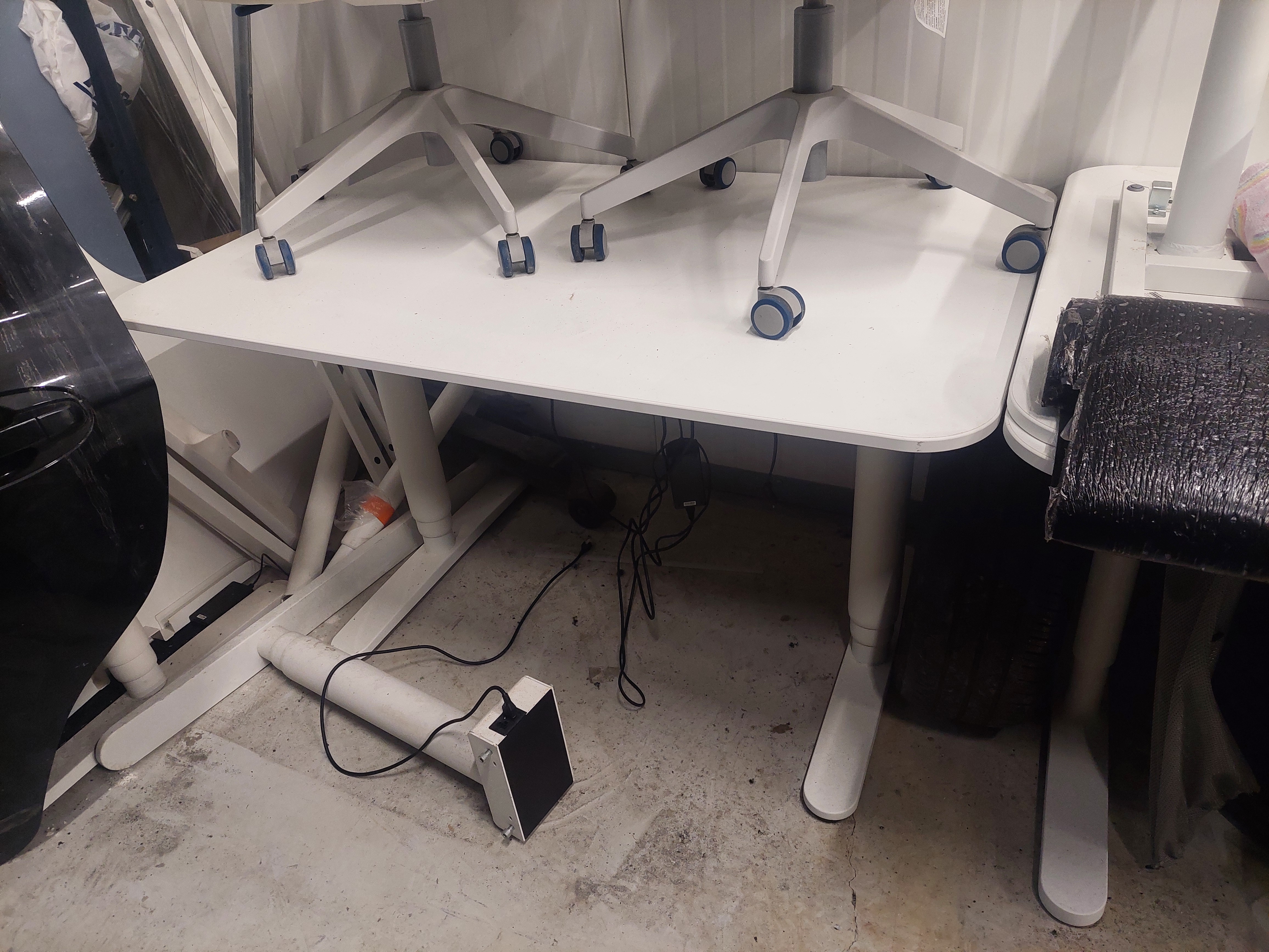 SELT / SOLD IKEA rafmagnsborð 120 x 80 sm.
