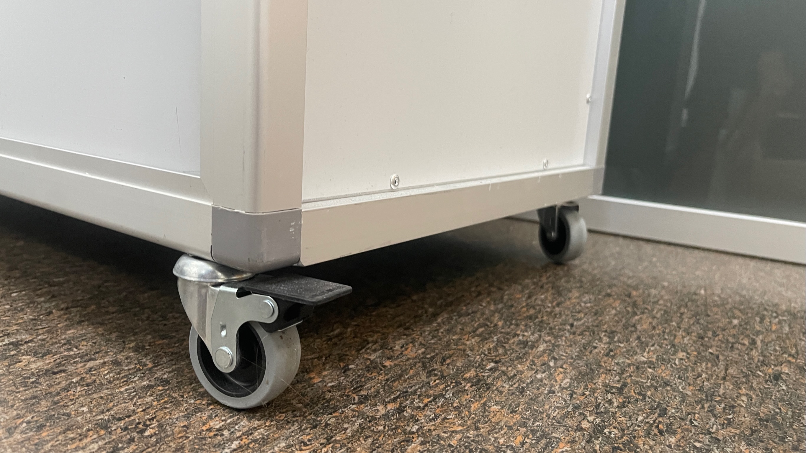 SELT / SOLD Flokkunarskápar á hjólum, B130 x D40 x H80 sm. - Alþingi 10