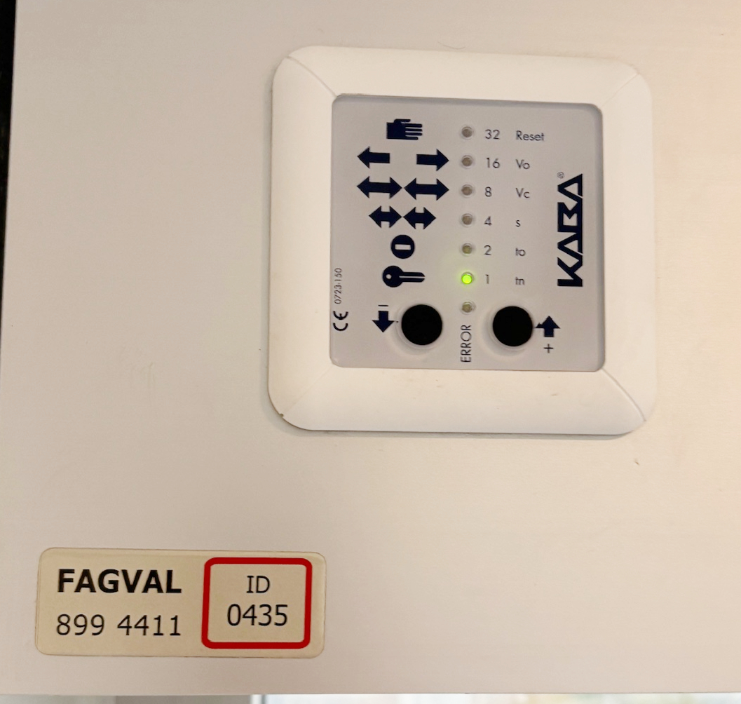 SELT/SOLDTvöföld rennihurð frá Fagval, H230xB280sm. 6
