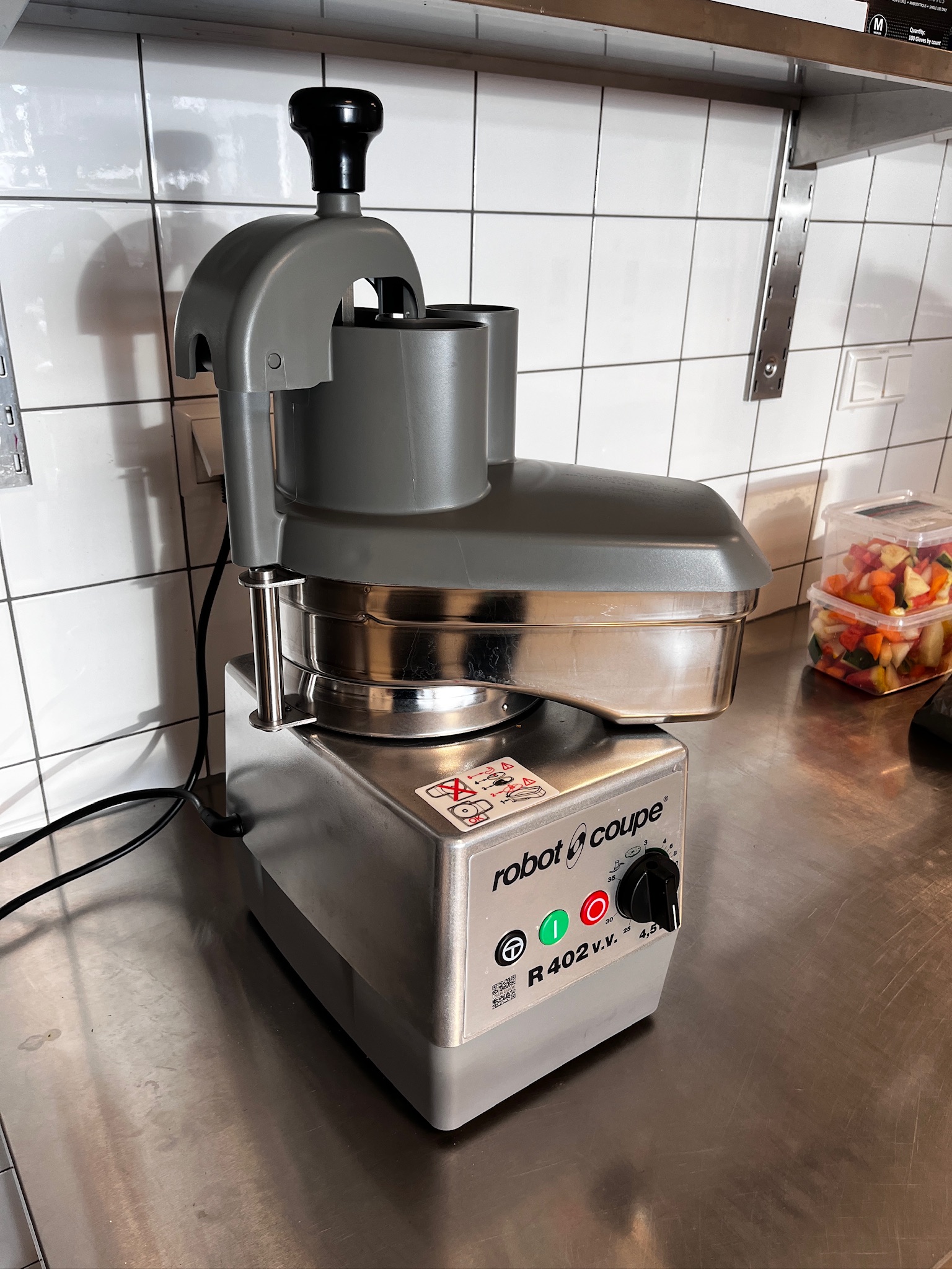 SELT / SOLD Robot Coupe matvinnsluvél / grænmetisvél 5