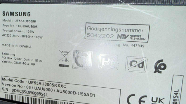 SELT / SOLD Samsung sjónvarp með veggfestingu, 4K, 55'' 2