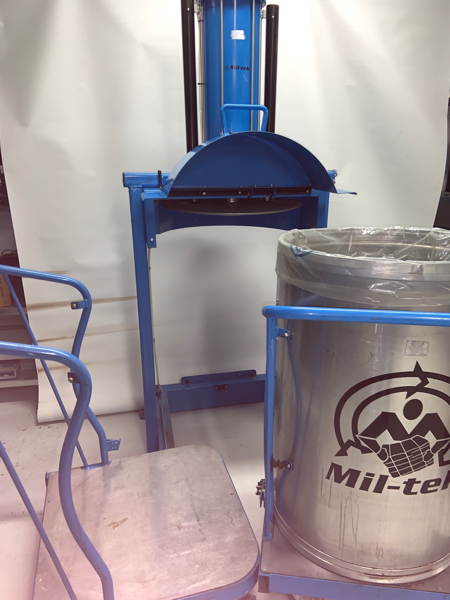 SELT / SOLD Mil-tek ruslapressa 12