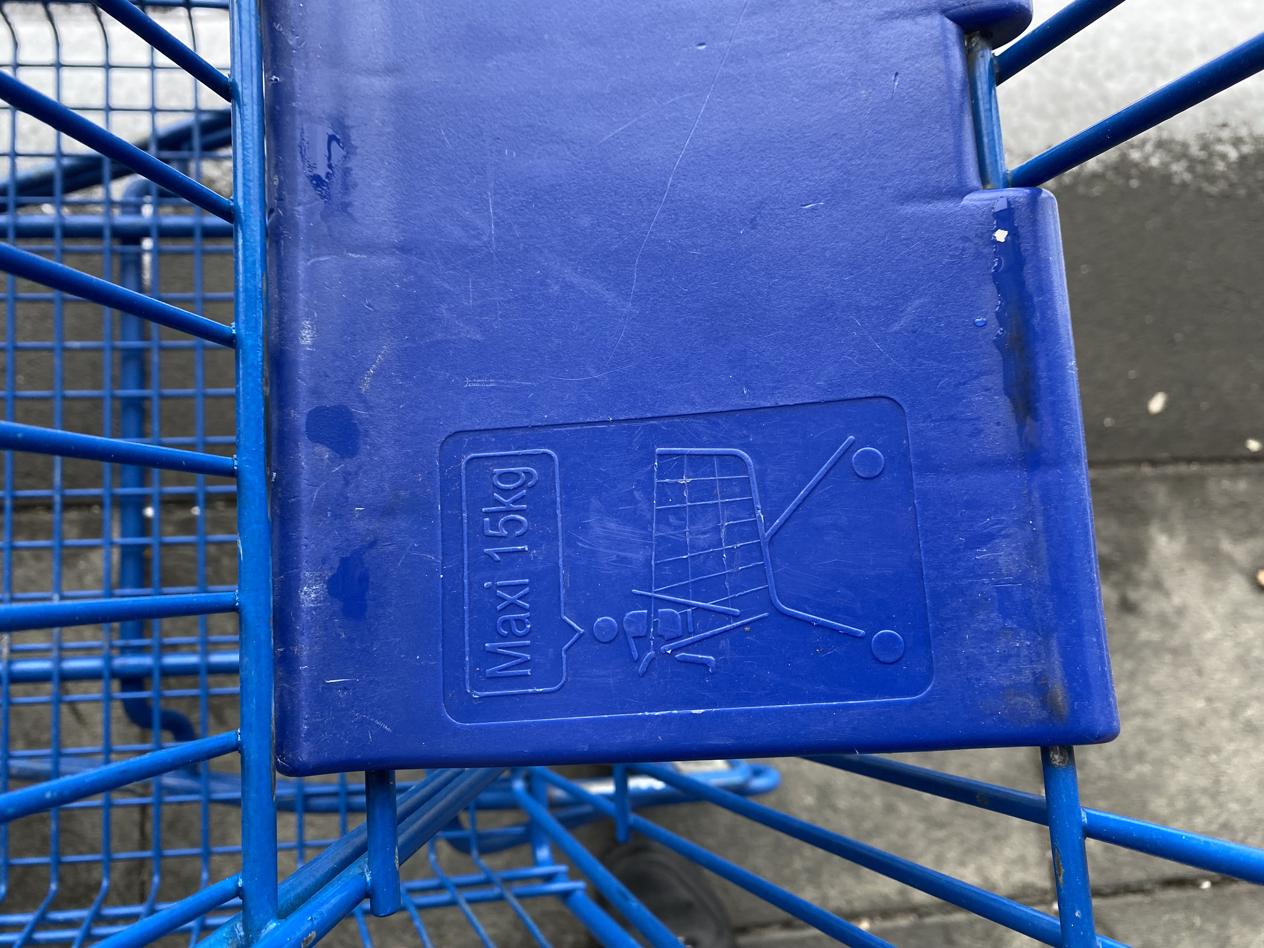 SELT / SOLD Innkaupakerrur 7