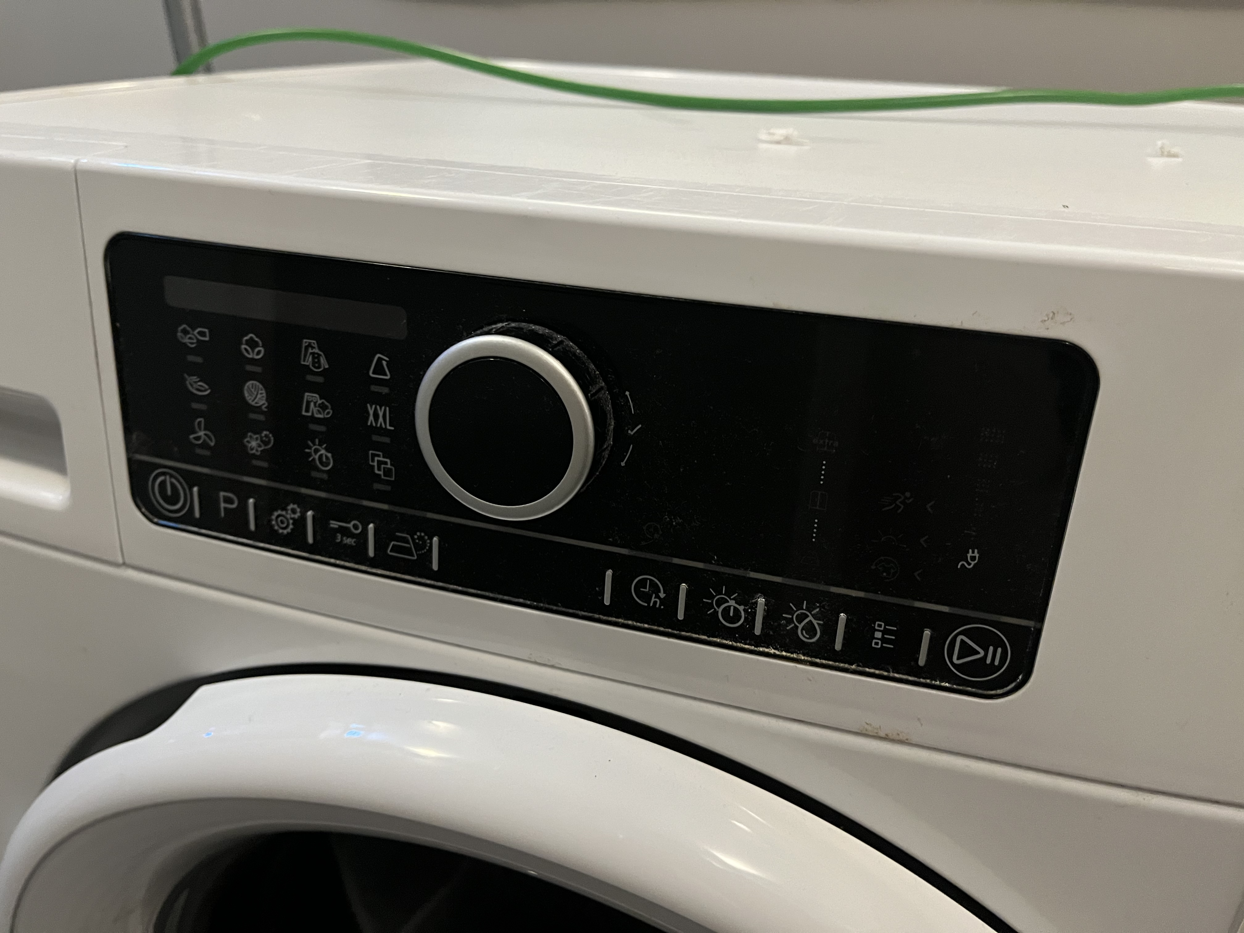 SELT / SOLD - Whirlpool HSCH 80310 þurrkari 2